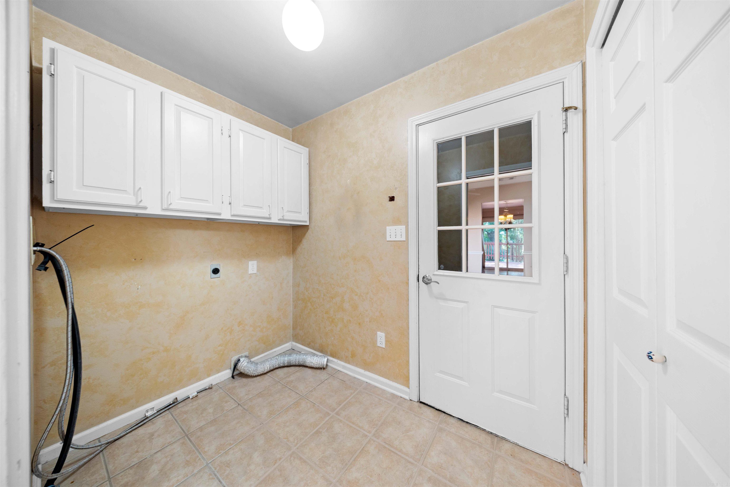 2116 Hickorynut Ct Property Photo 25