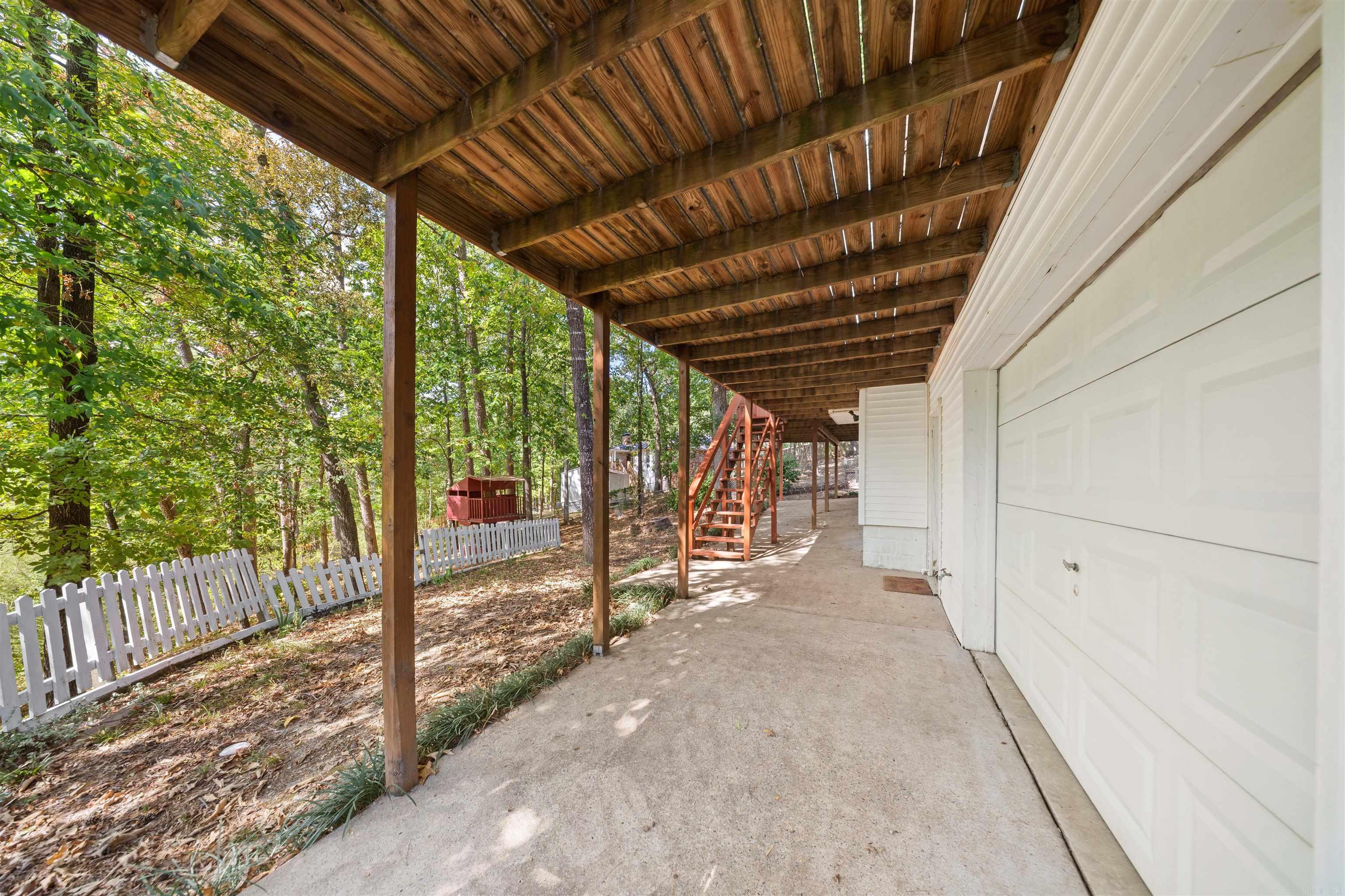 2116 Hickorynut Ct Property Photo 41