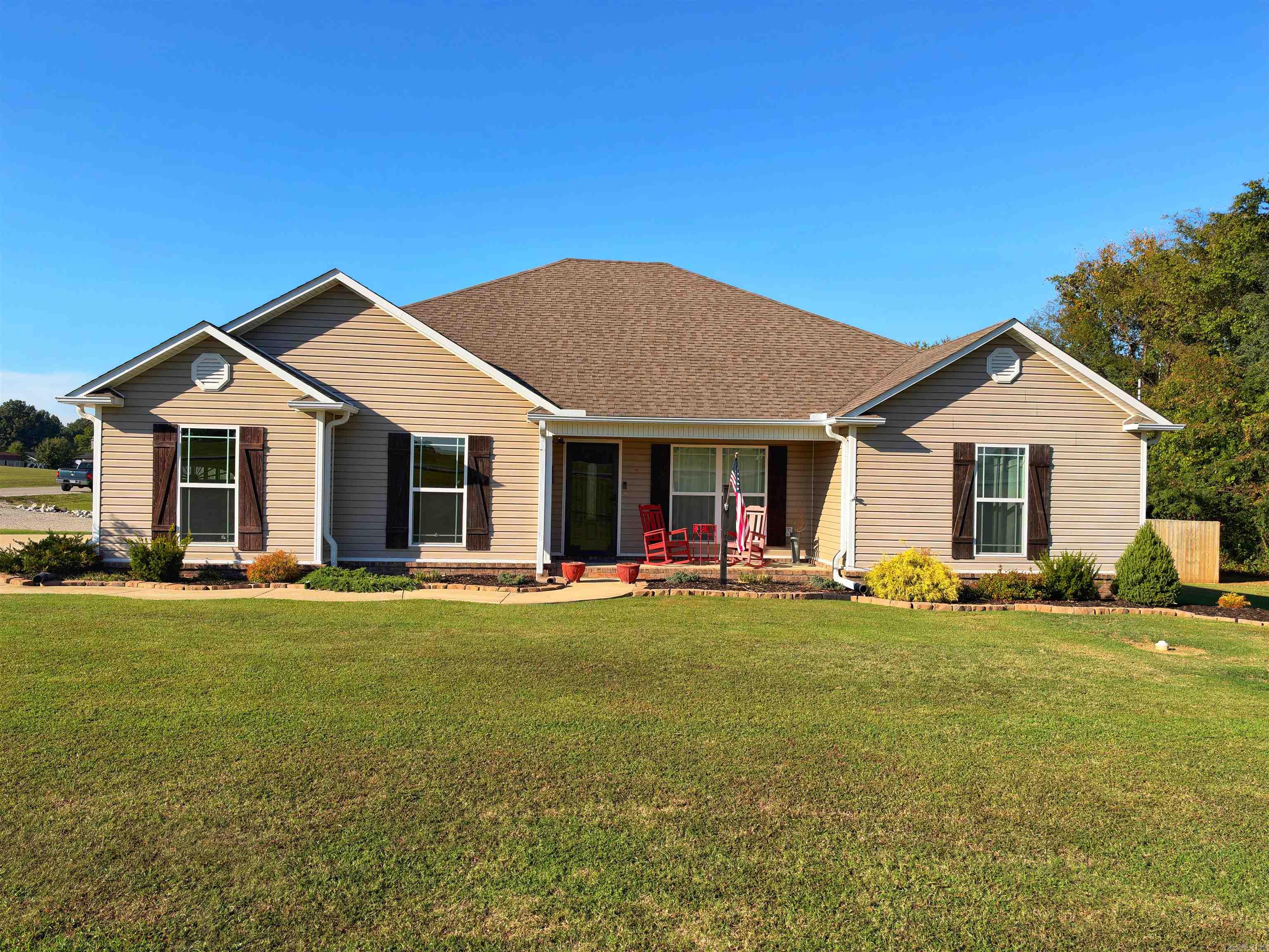 300 Sunset Dr