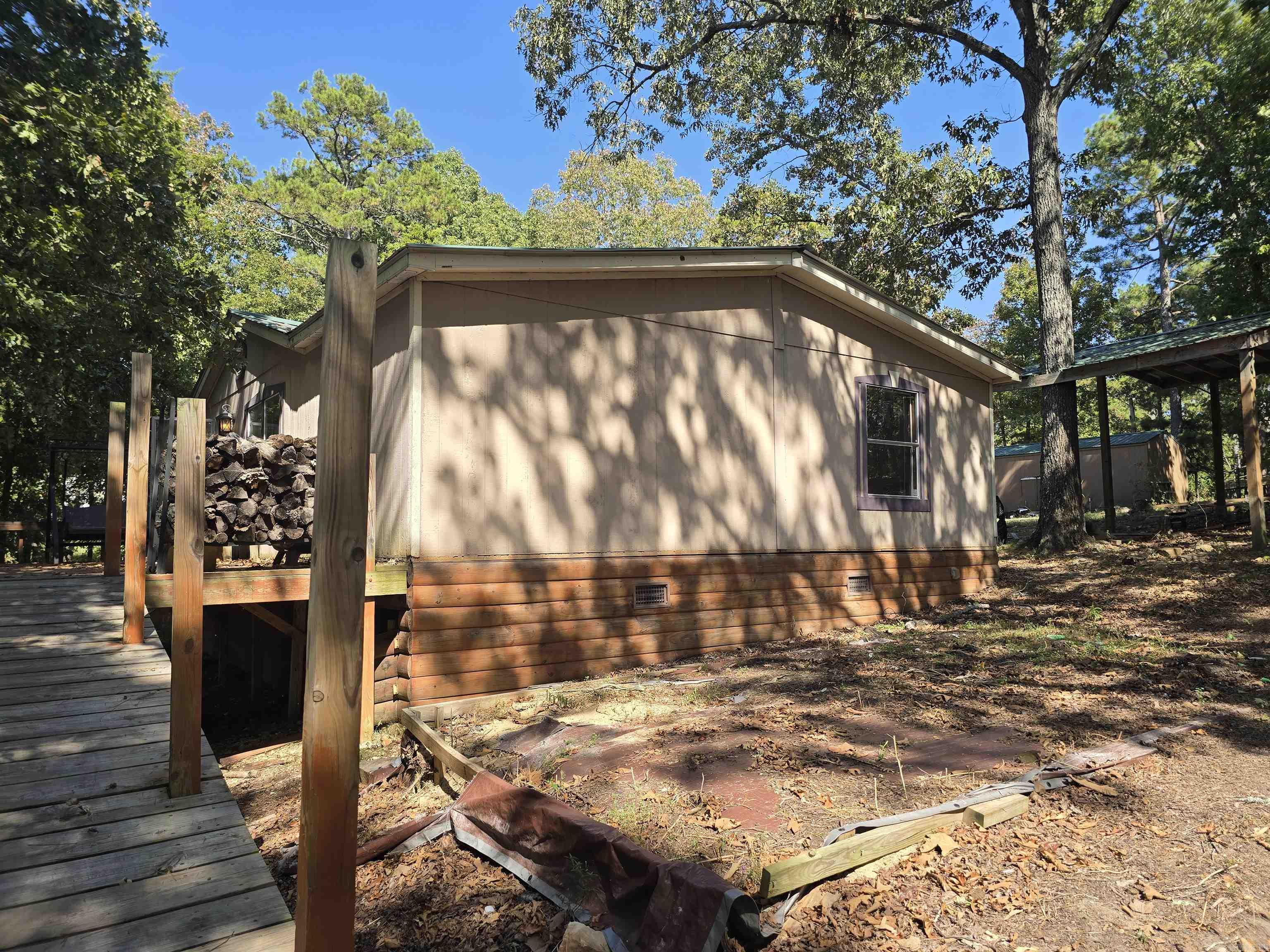 44 Deer Wood Cove Property Photo 3