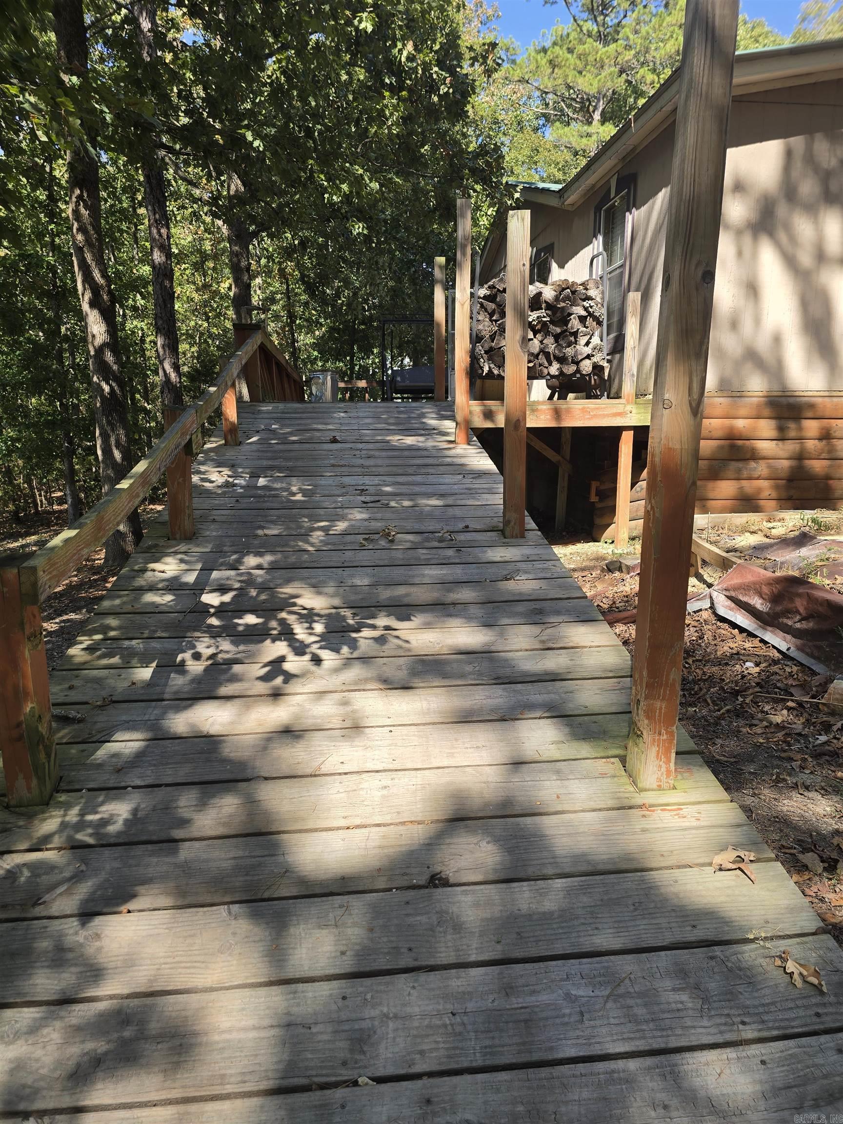 44 Deer Wood Cove Property Photo 4