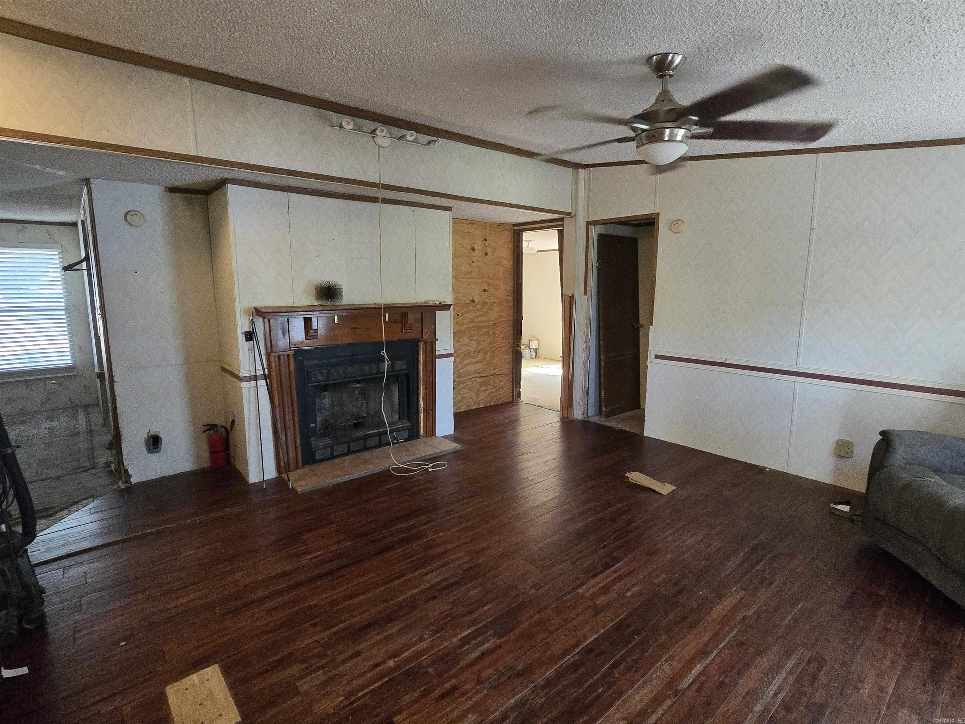 44 Deer Wood Cove Property Photo 5