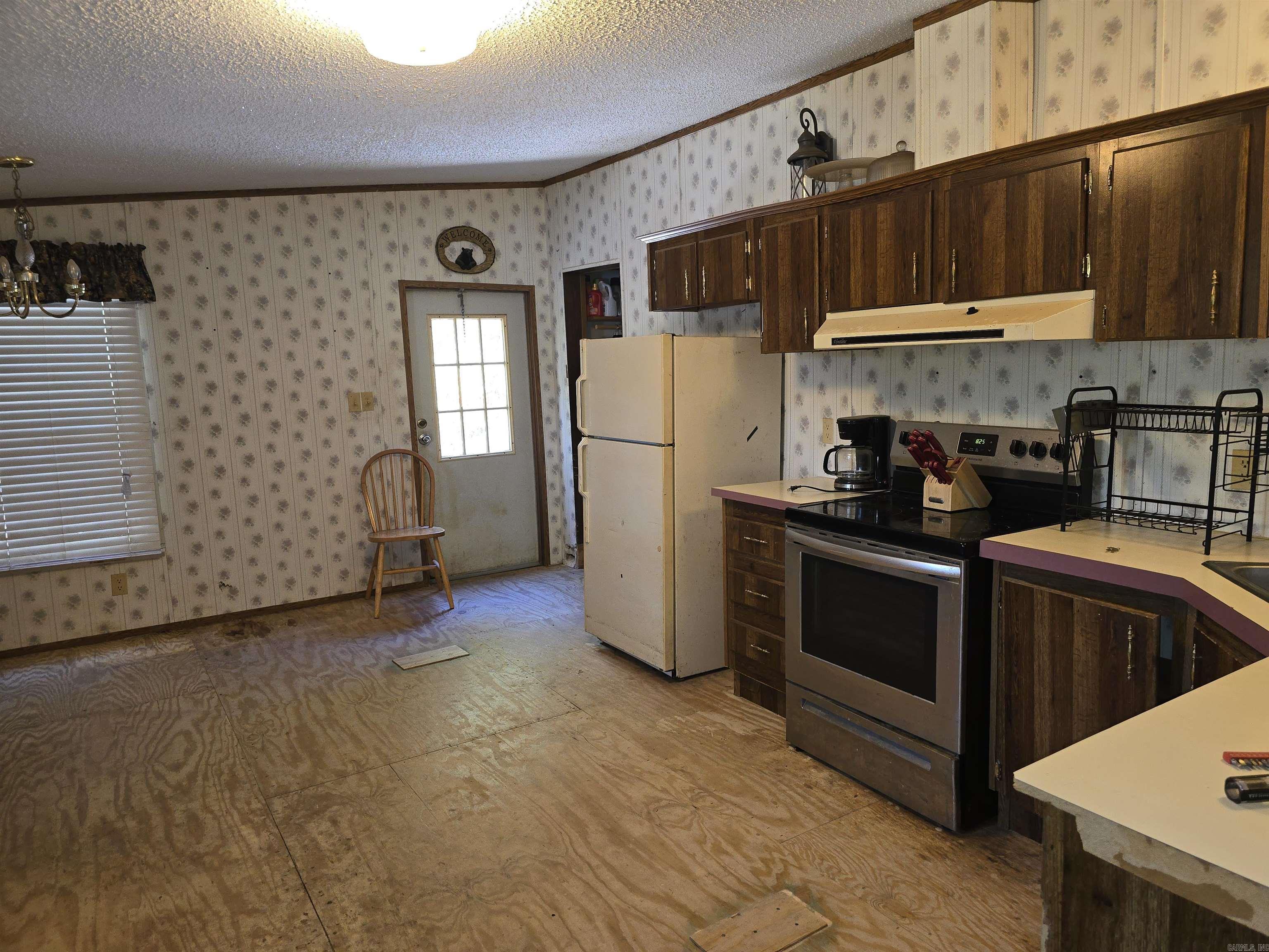 44 Deer Wood Cove Property Photo 6