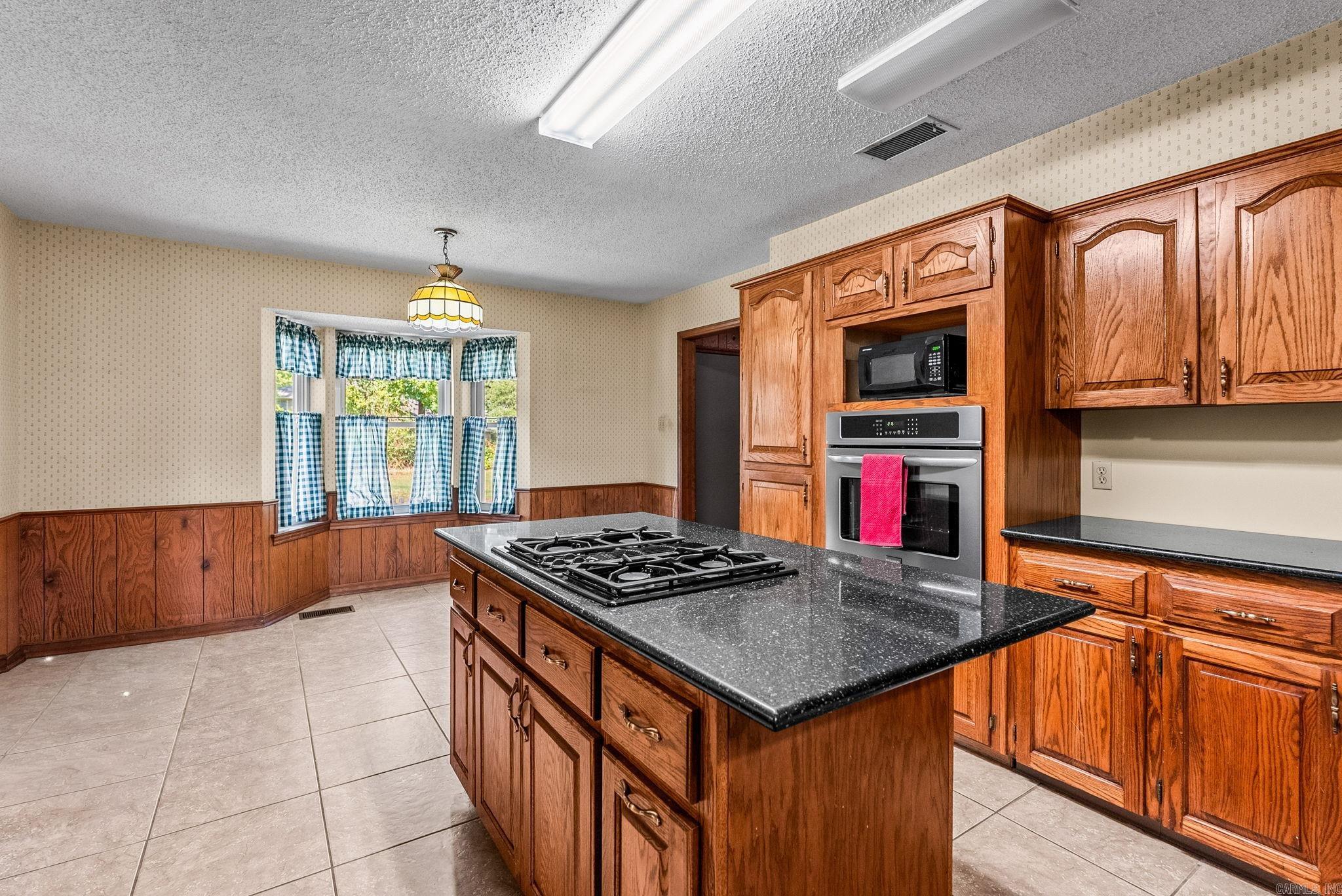 11 Evert Court Property Photo 5