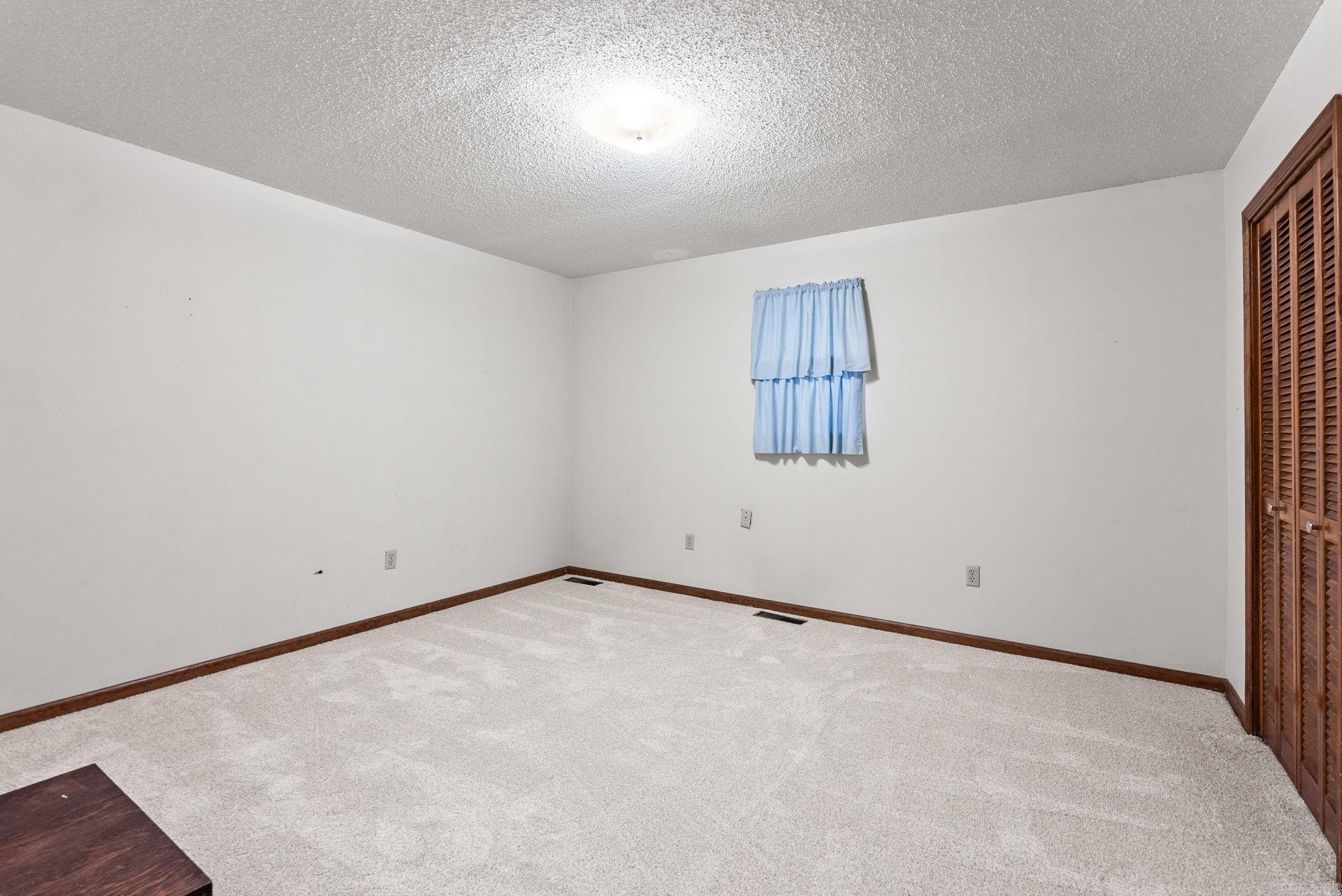 11 Evert Court Property Photo 18