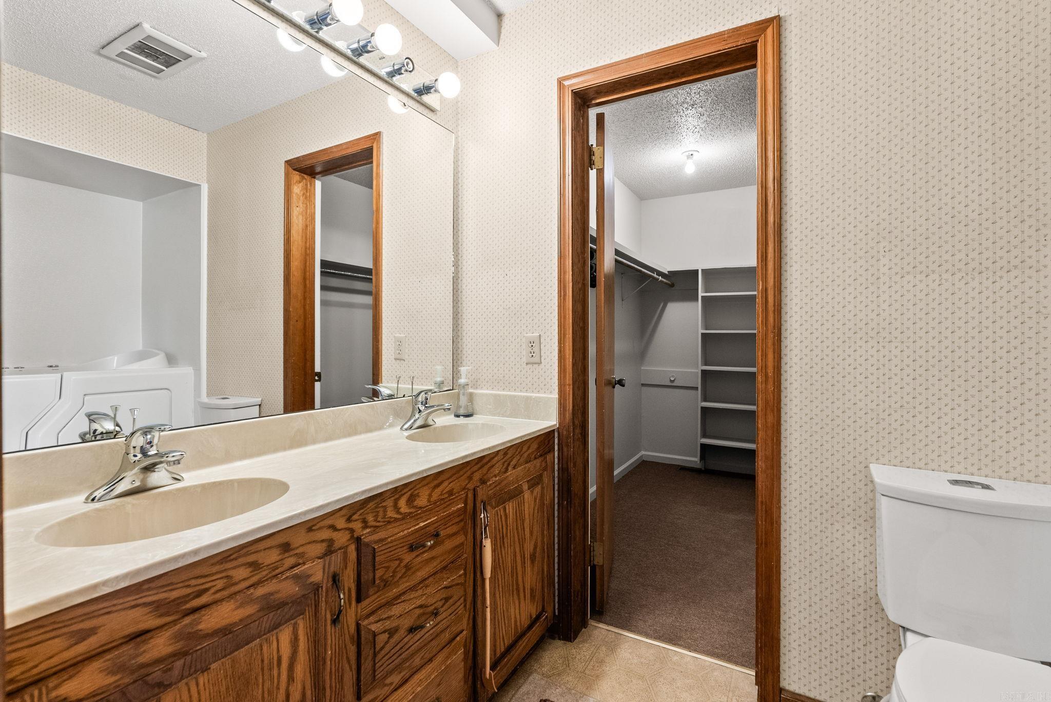 11 Evert Court Property Photo 19