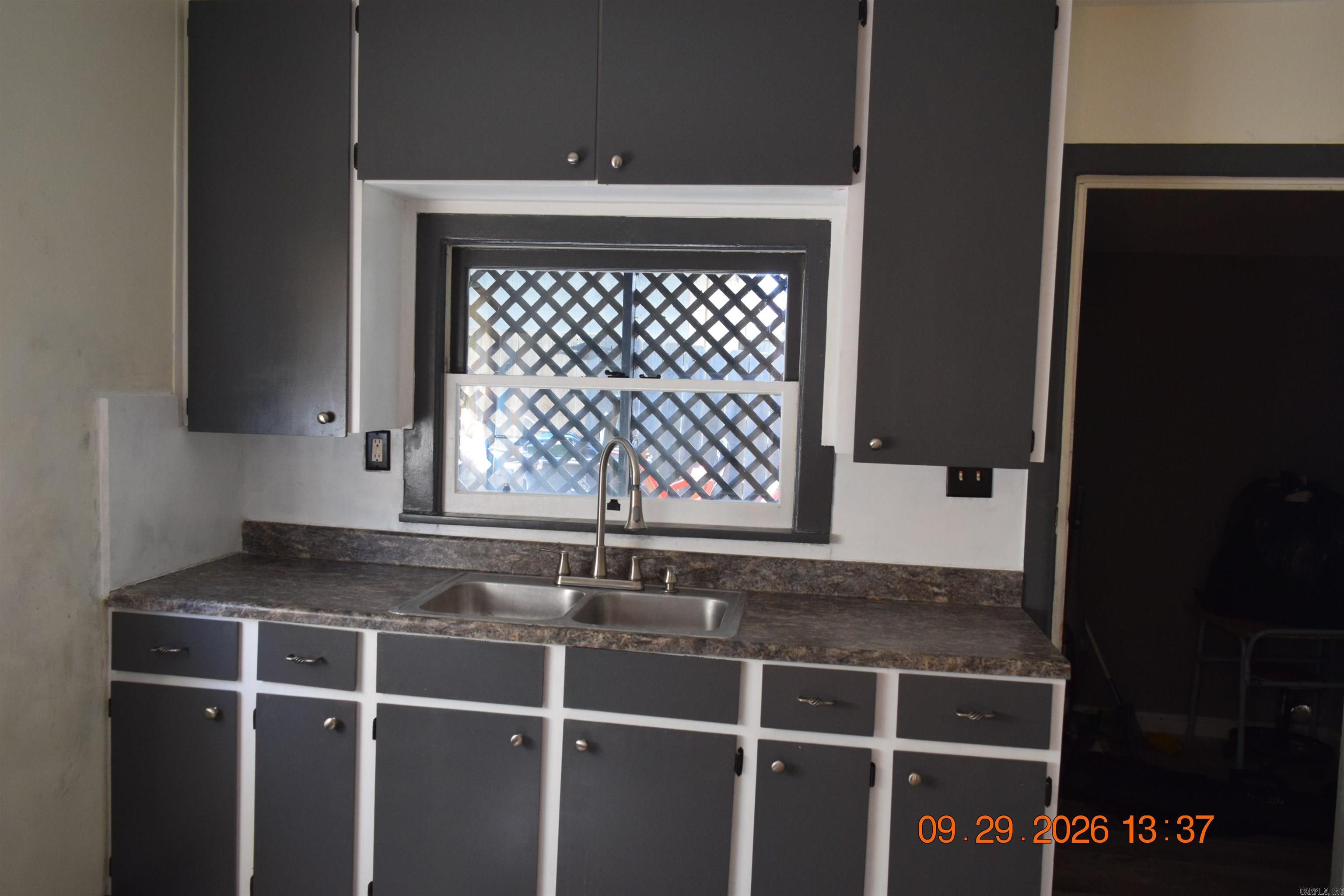 110 Kayla Property Photo 14