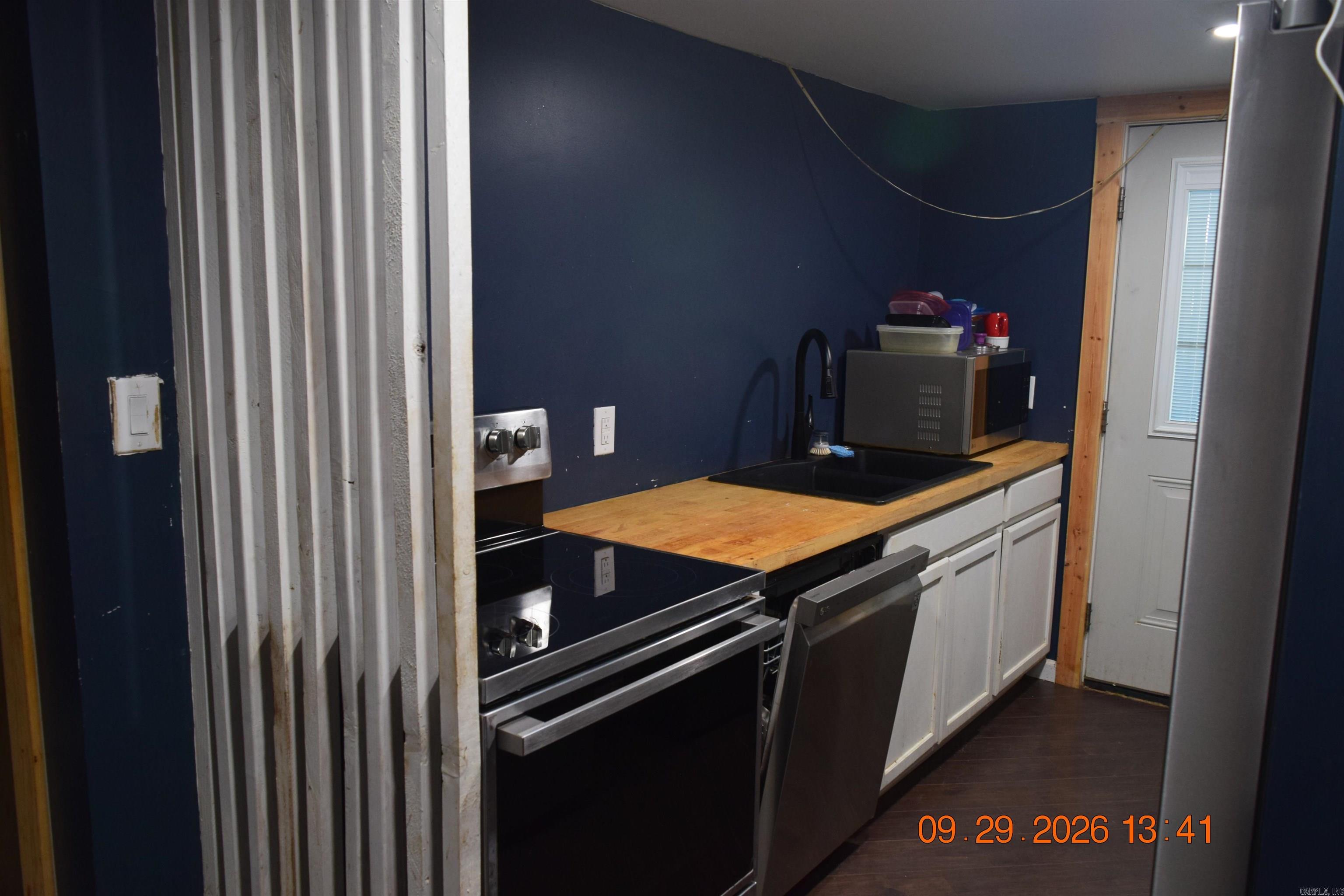 110 Kayla Property Photo 21