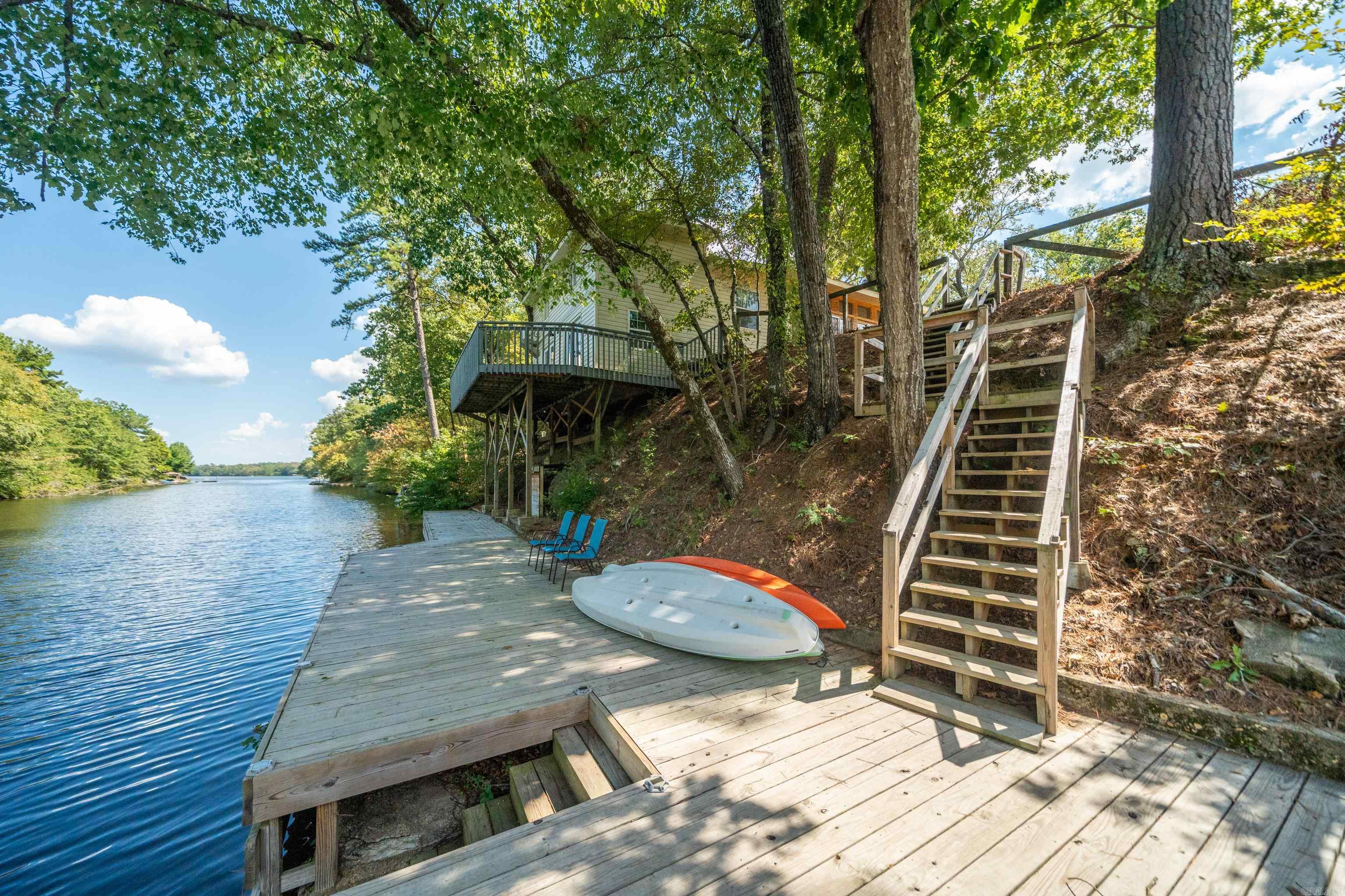 734 Randall Road Property Photo 4