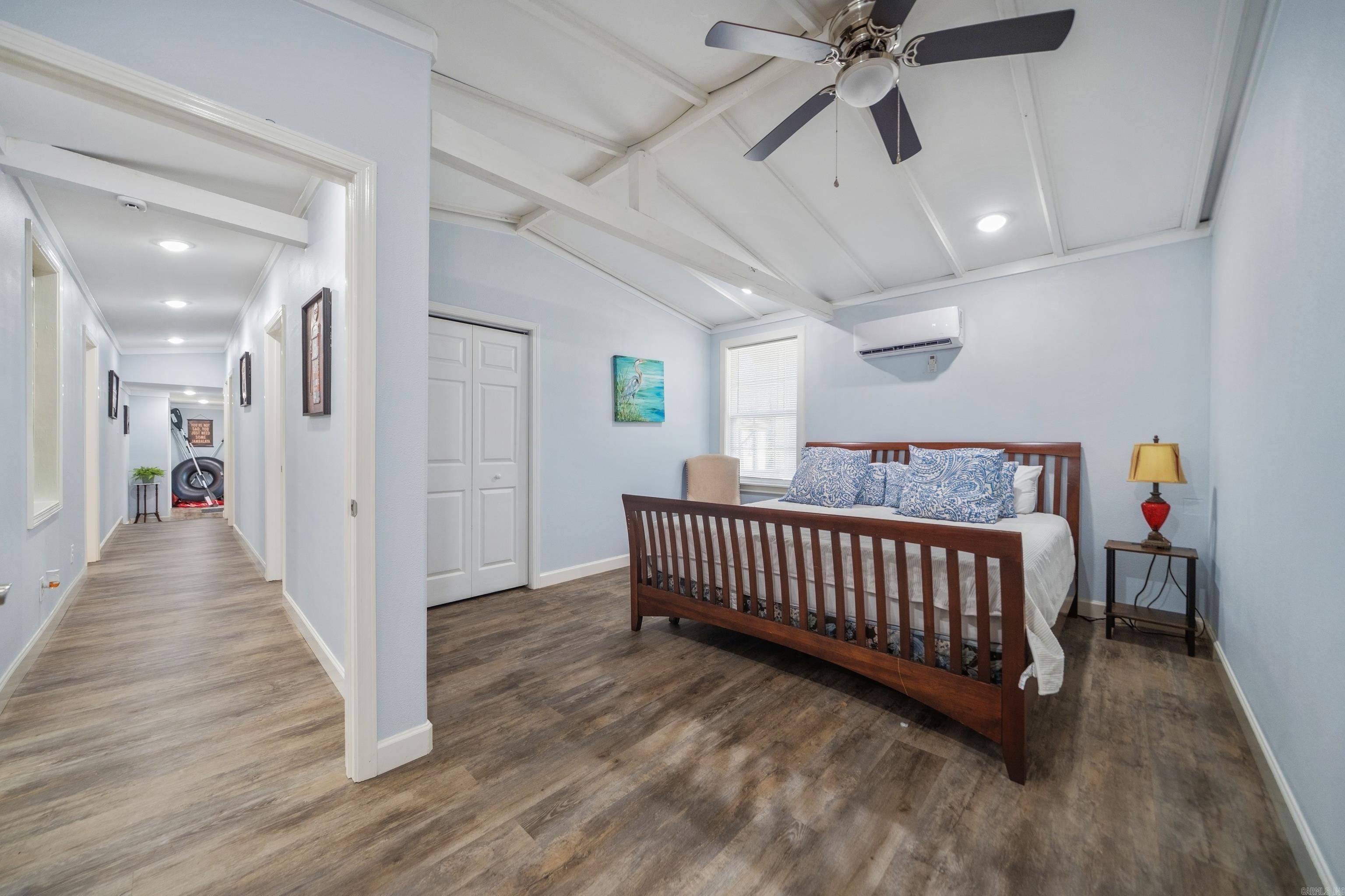 734 Randall Road Property Photo 13