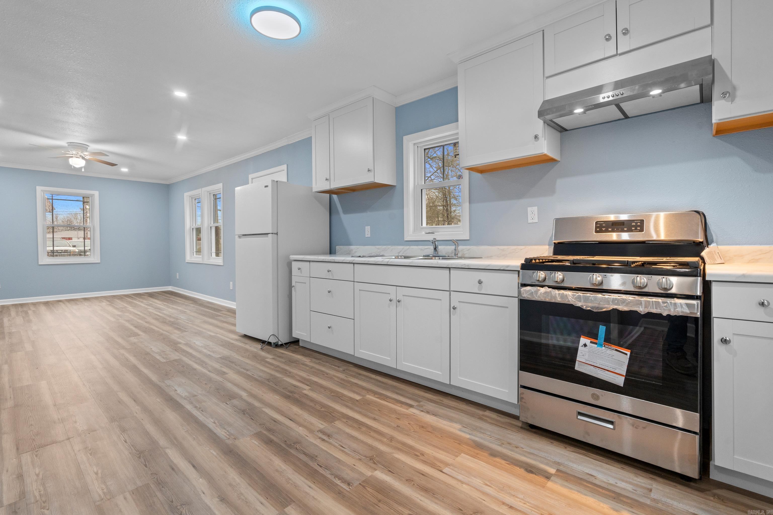 620 Edward Street Property Photo 2