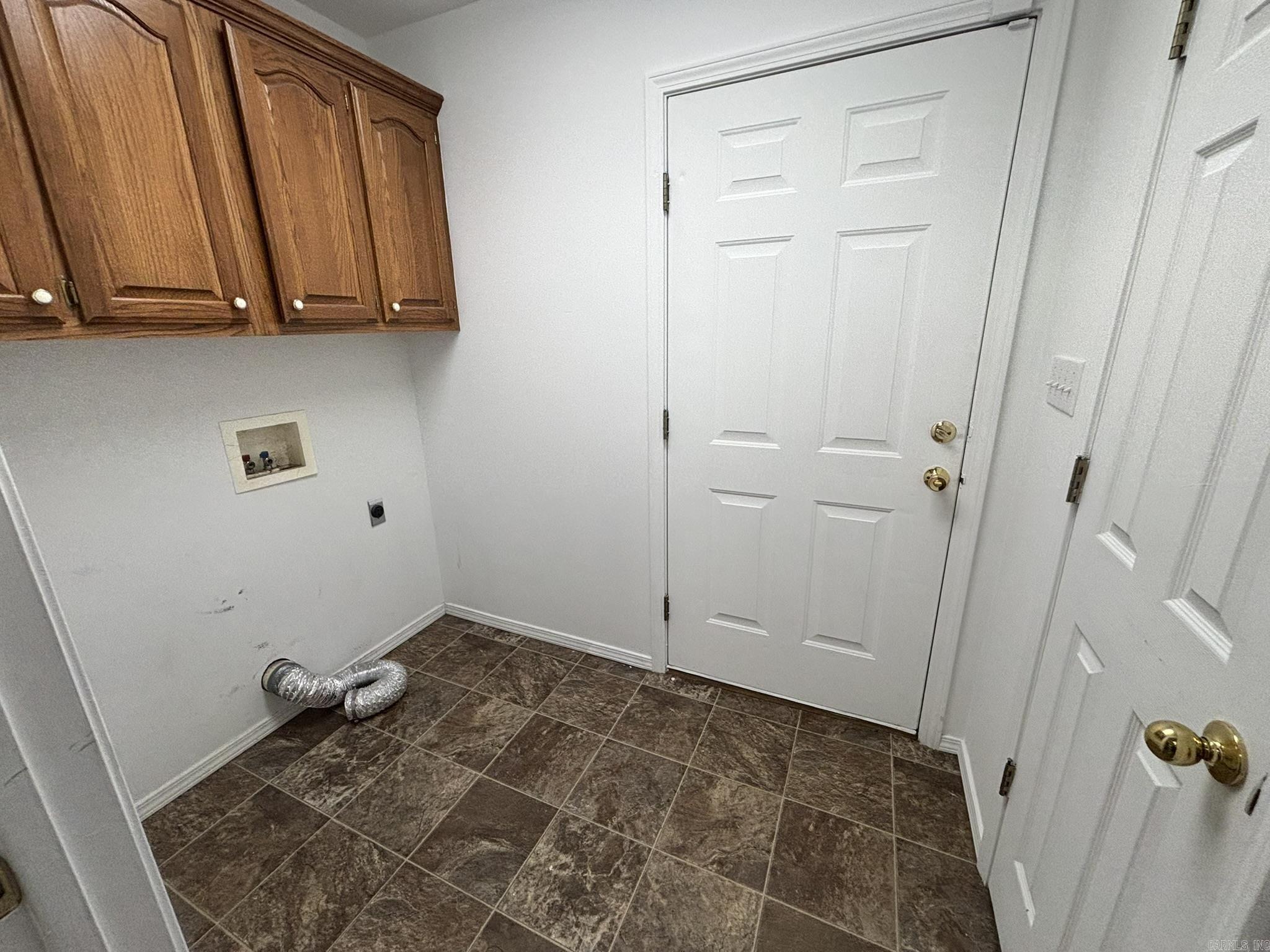 131 Willow Creek Drive Property Photo 8