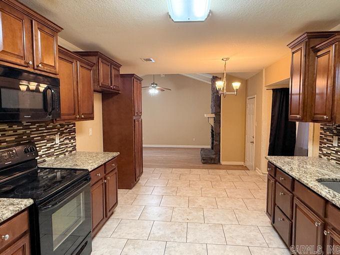 2912 Dorset Drive Property Photo 10