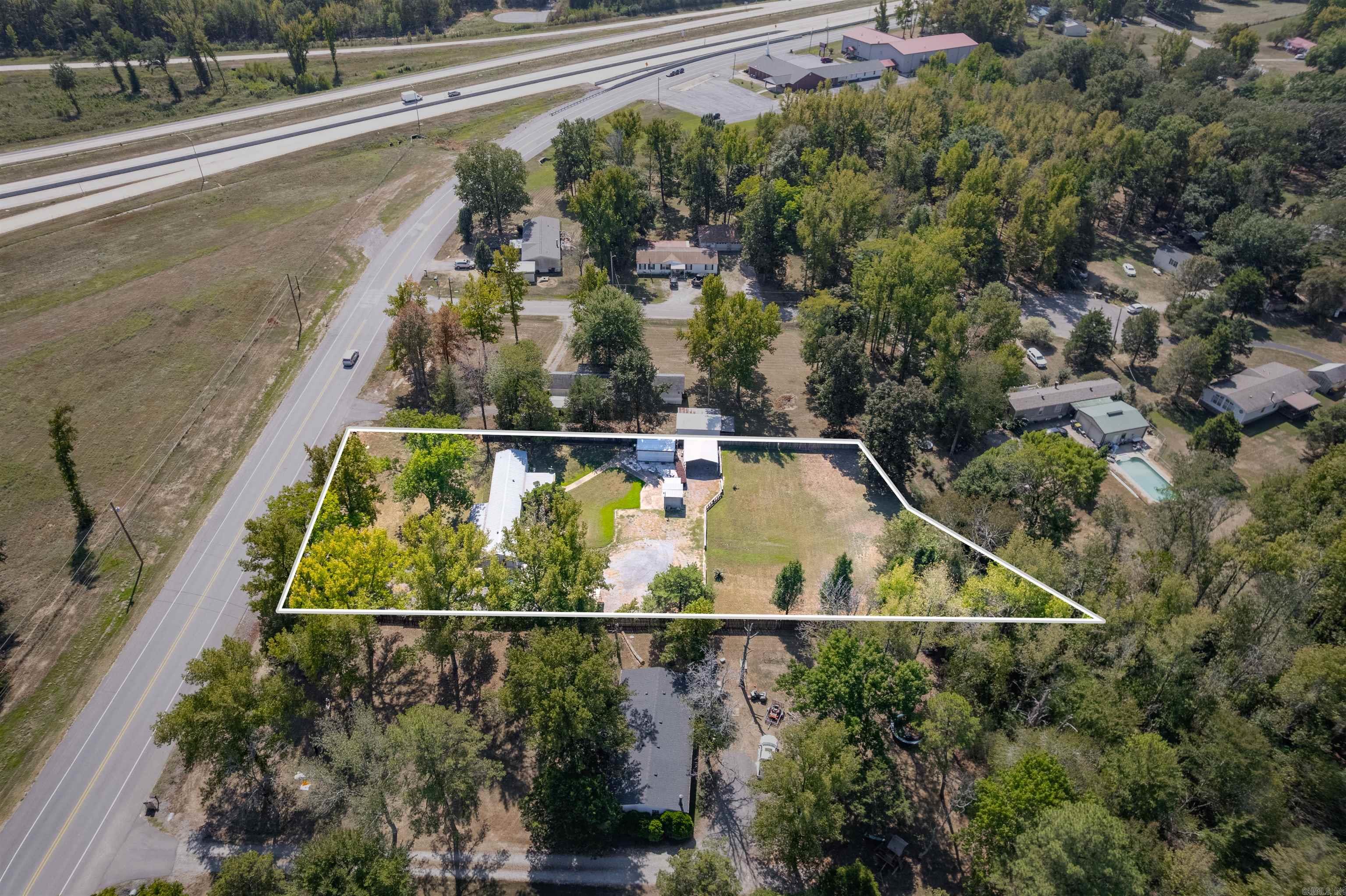 2082 Willie Ray Property Photo 3