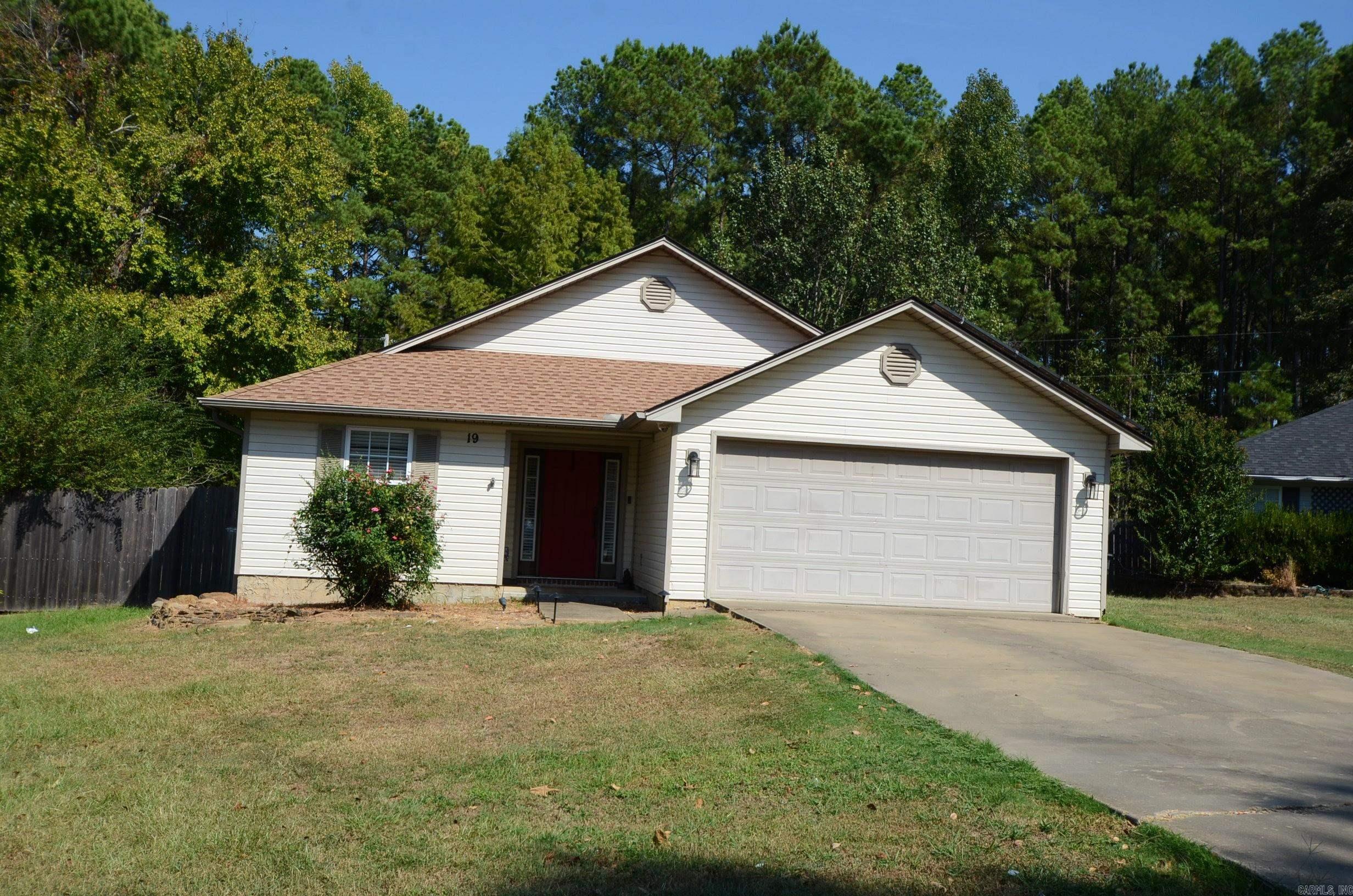 19 Brenda Drive Property Photo 2