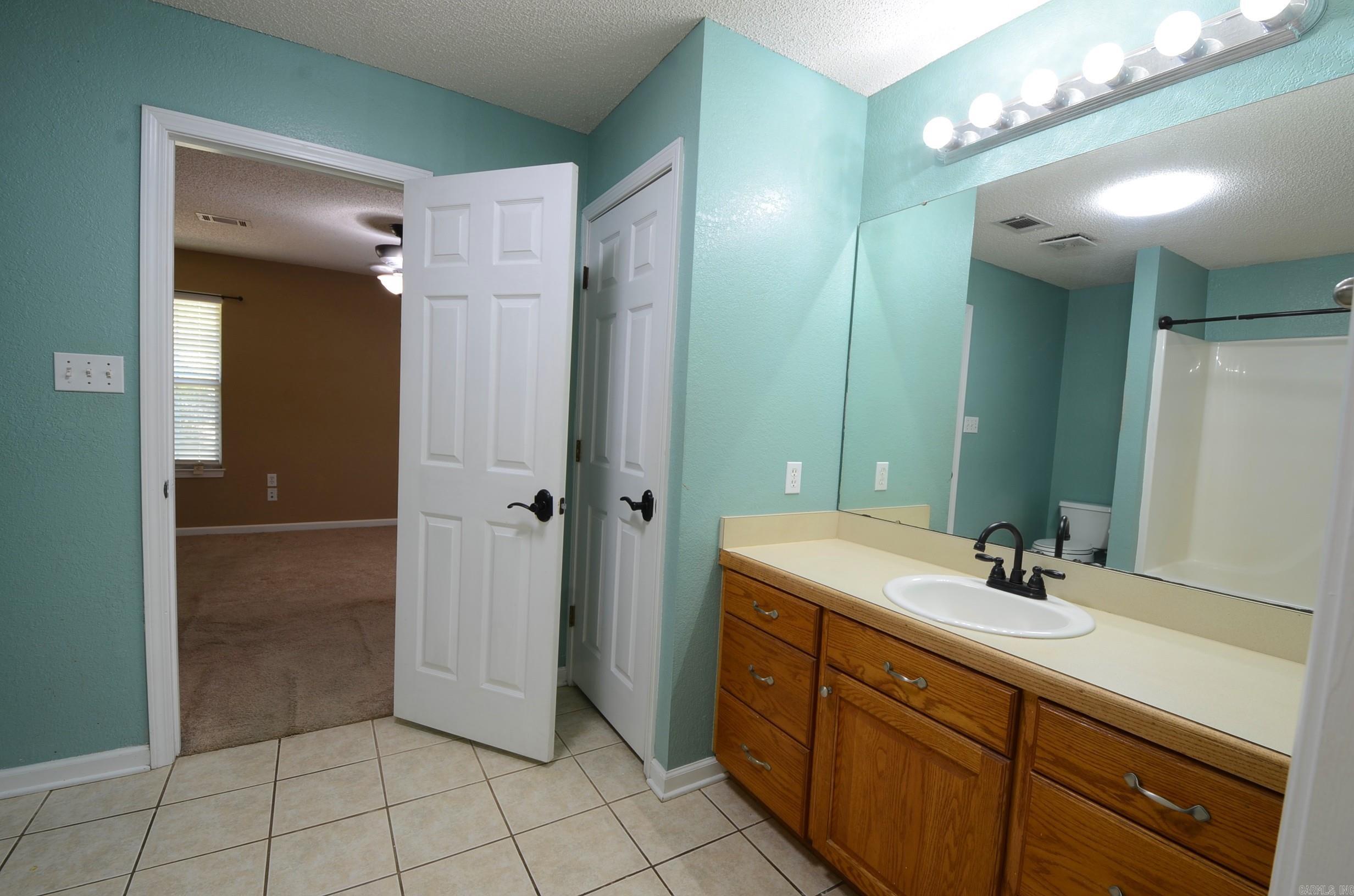 19 Brenda Drive Property Photo 16