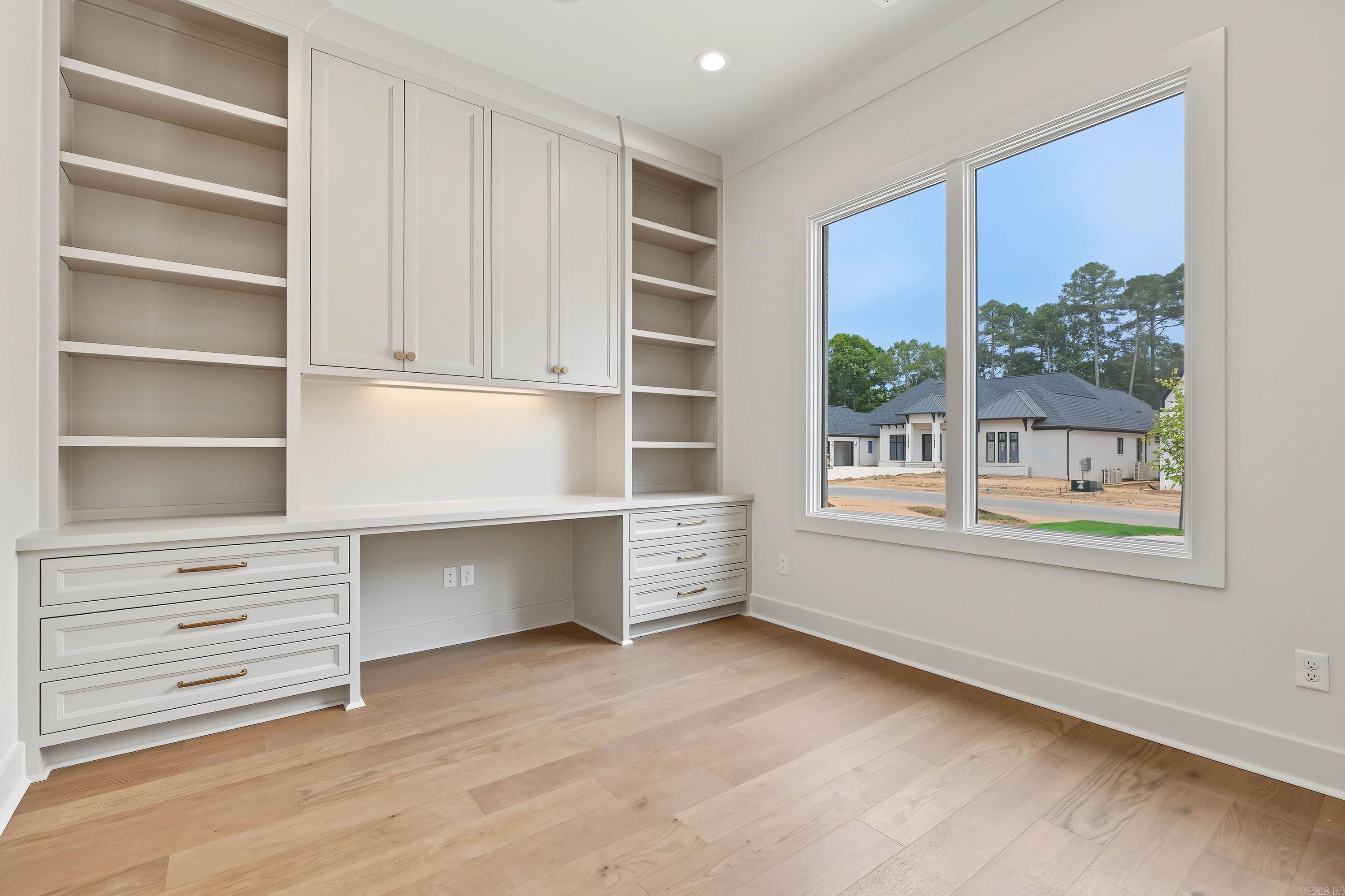 37 Miramont Circle Property Photo 18