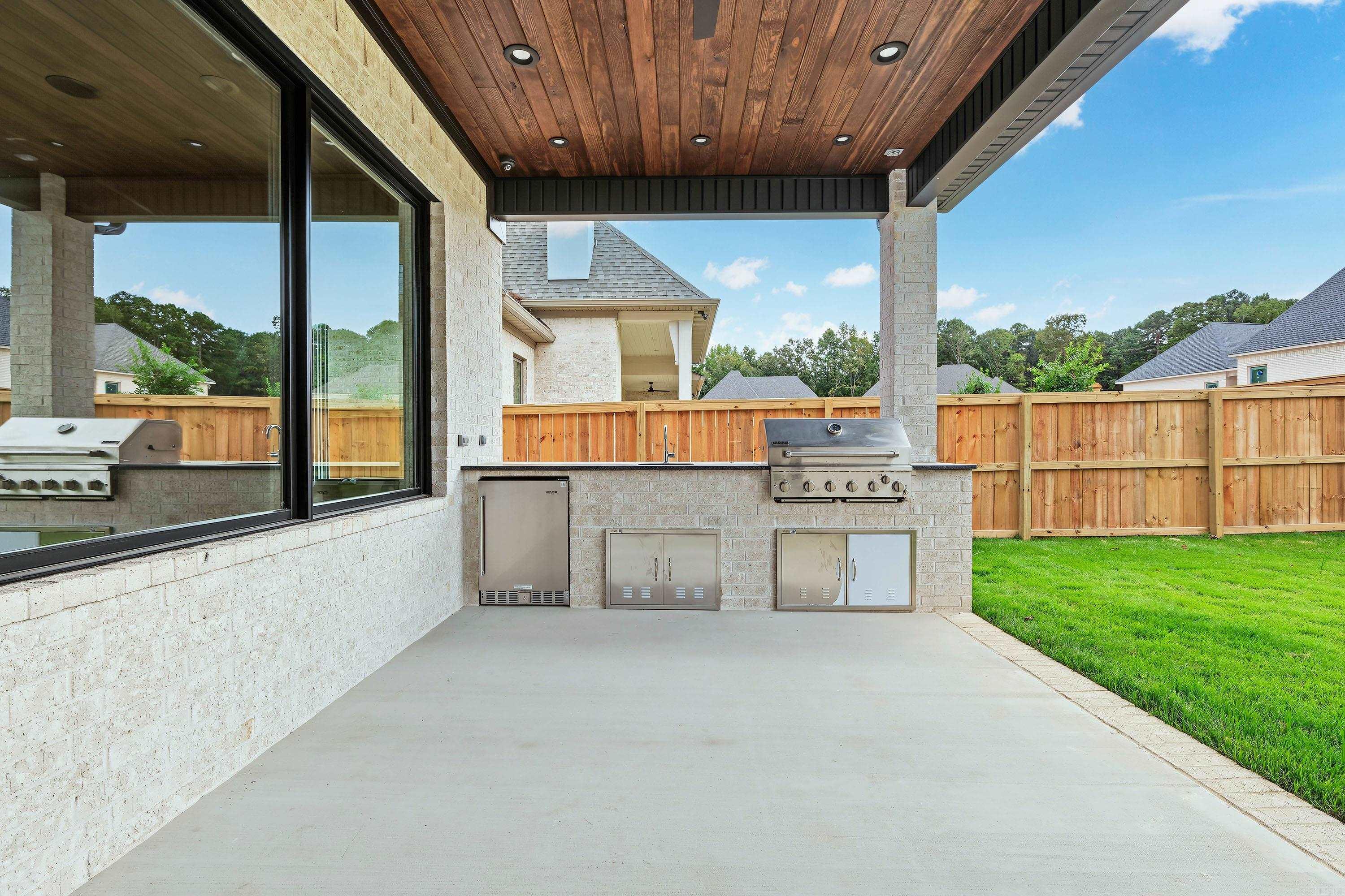 37 Miramont Circle Property Photo 48