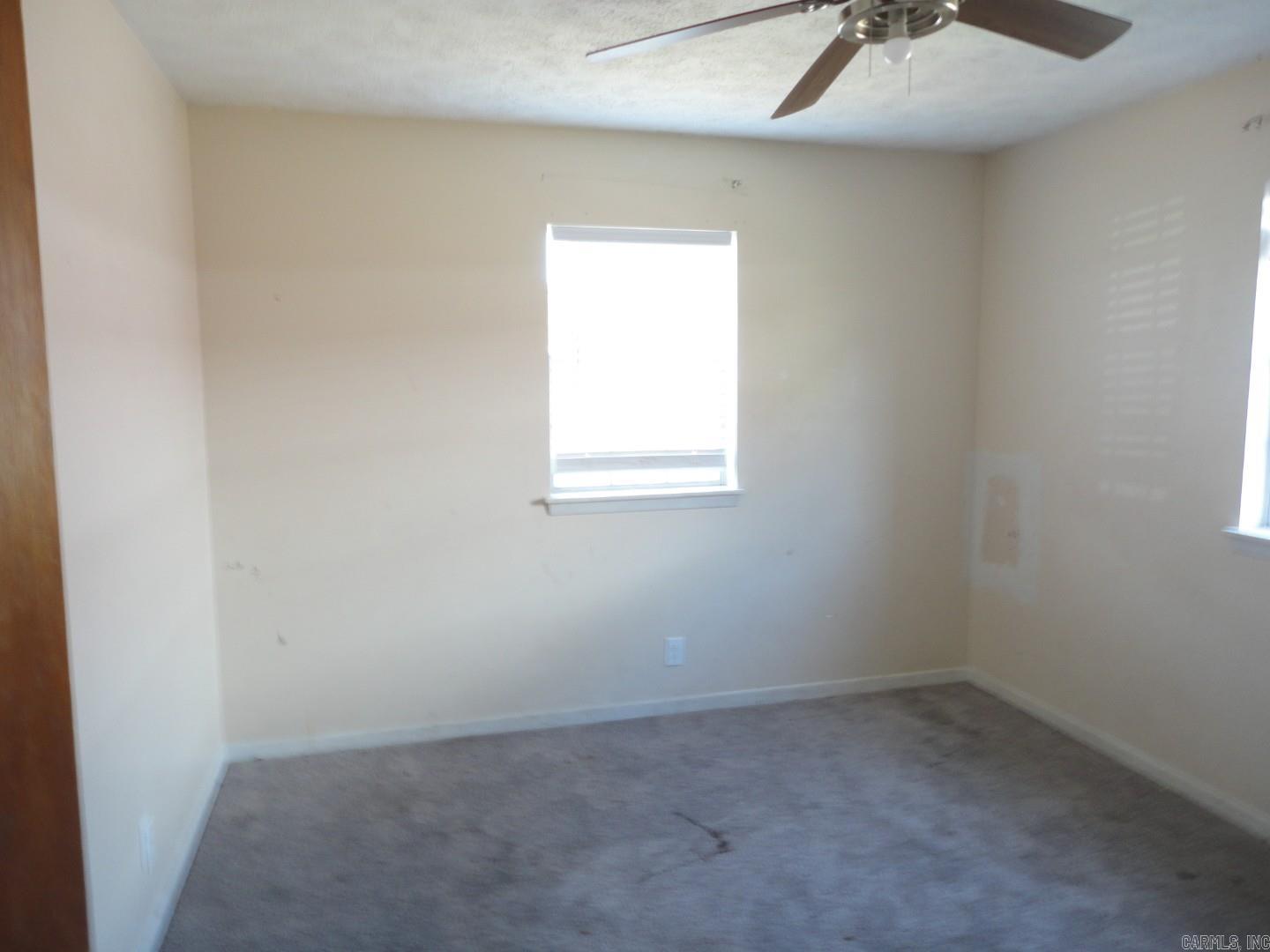 2905 S Taft Street Property Photo 15