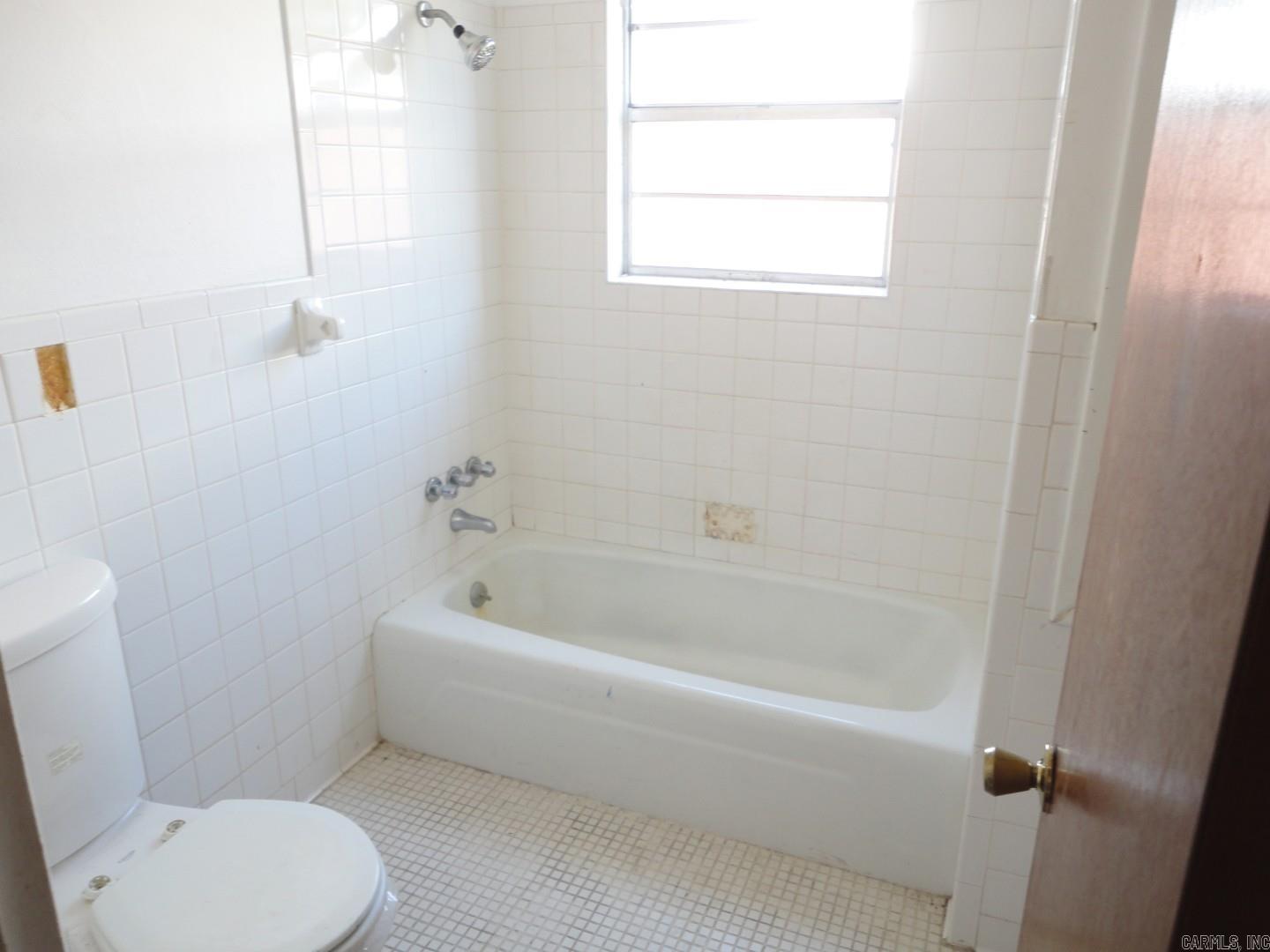 2905 S Taft Street Property Photo 16