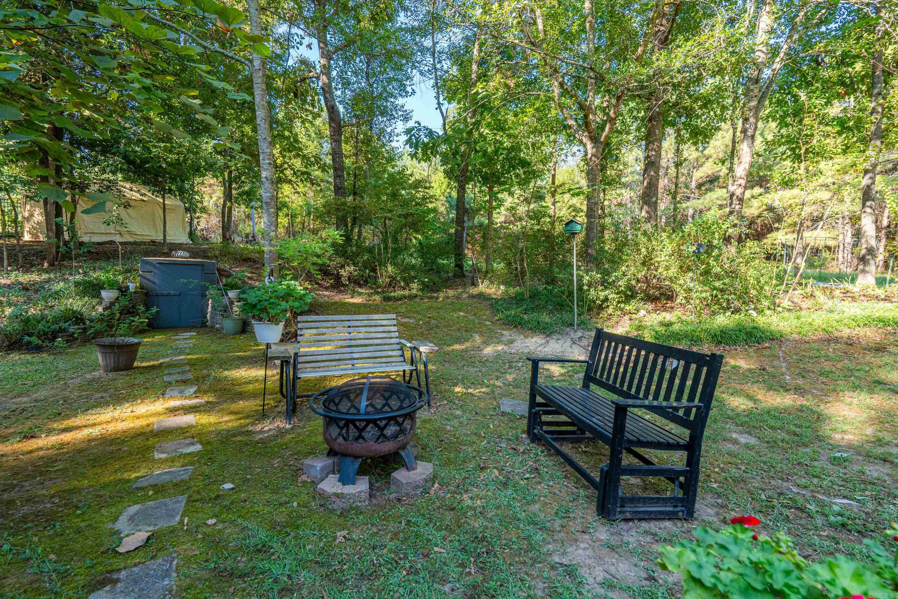 291 Whispering Winds Dr Property Photo 33