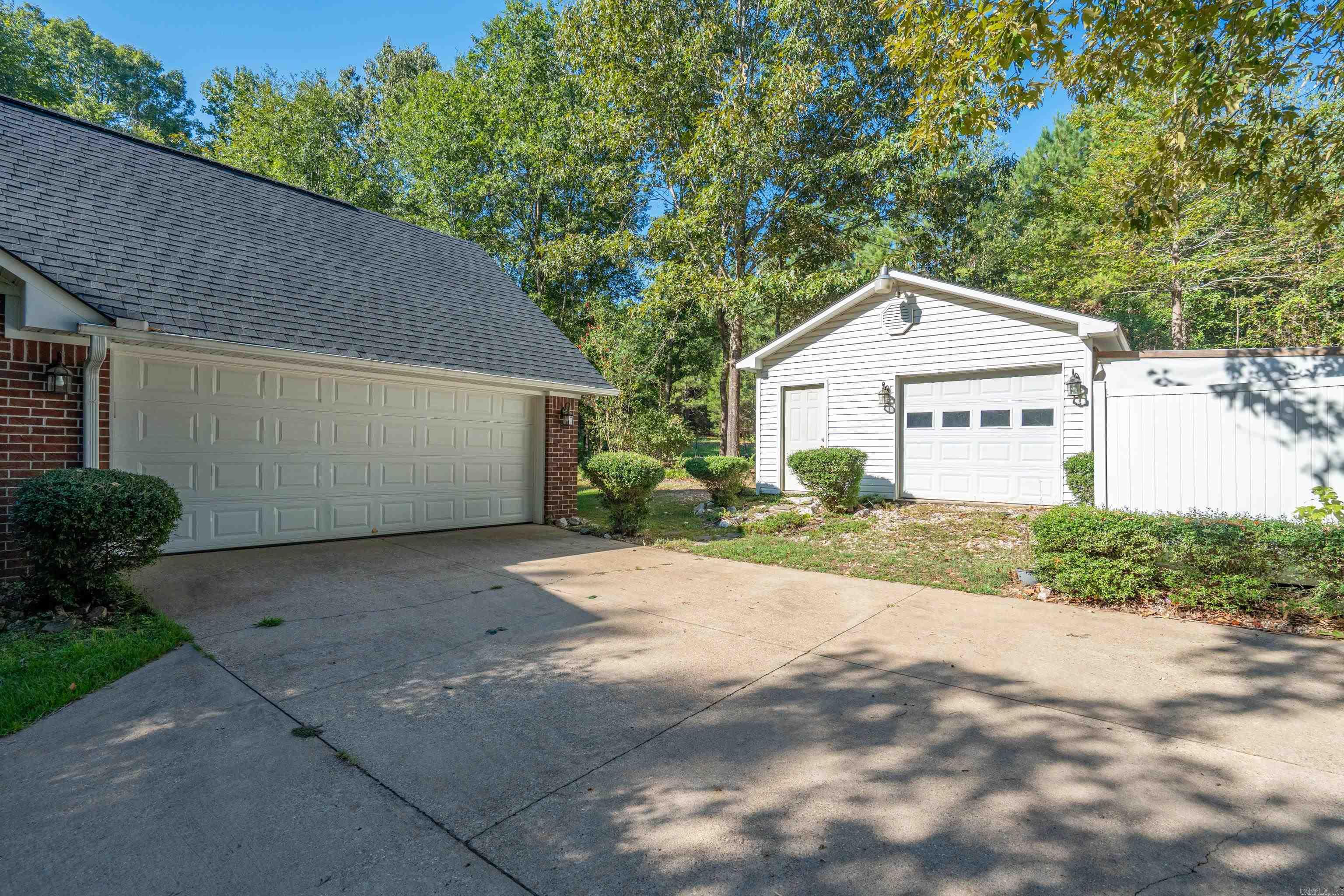 291 Whispering Winds Dr Property Photo 43