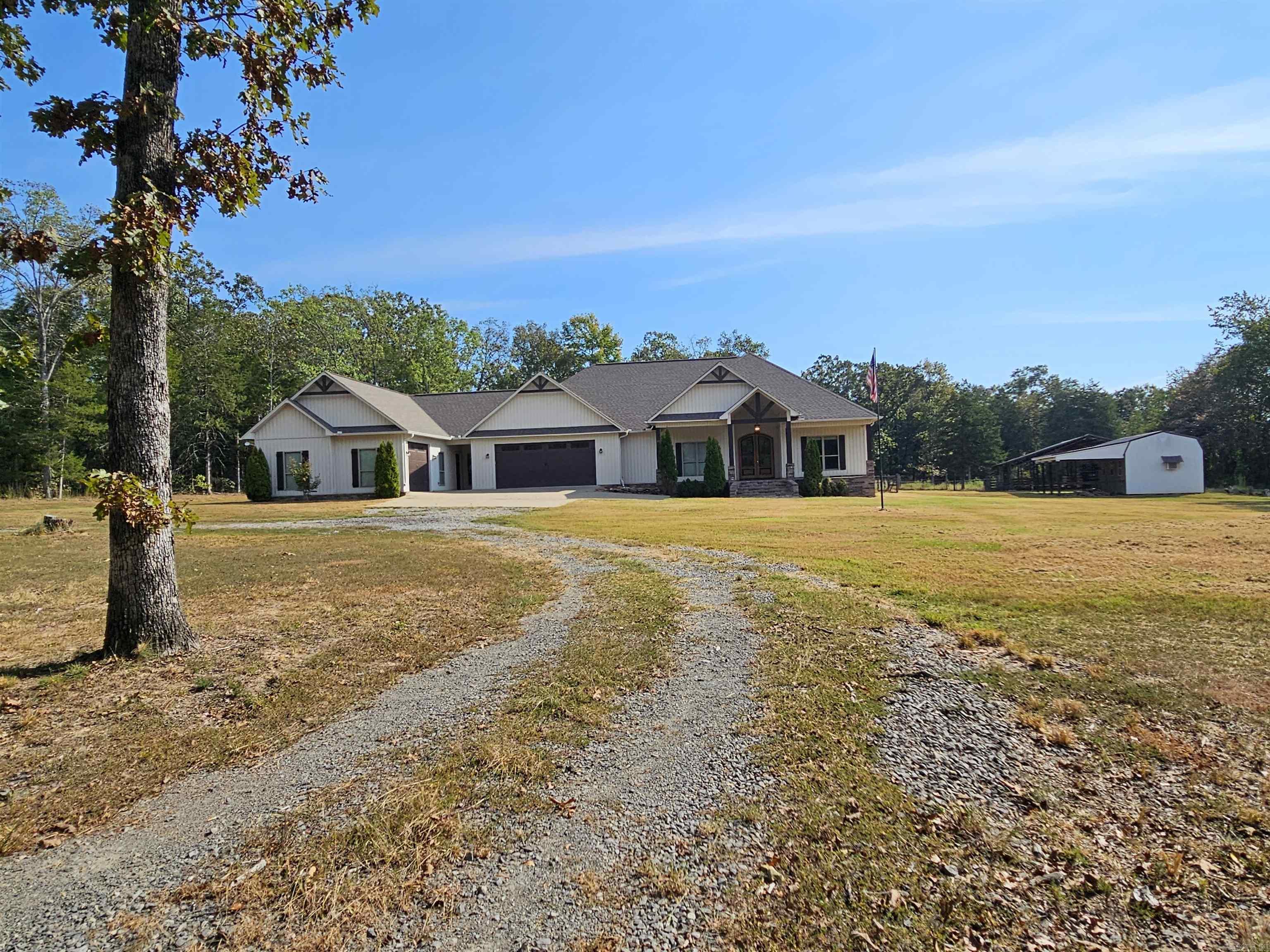 50 Ruthie Property Photo 1