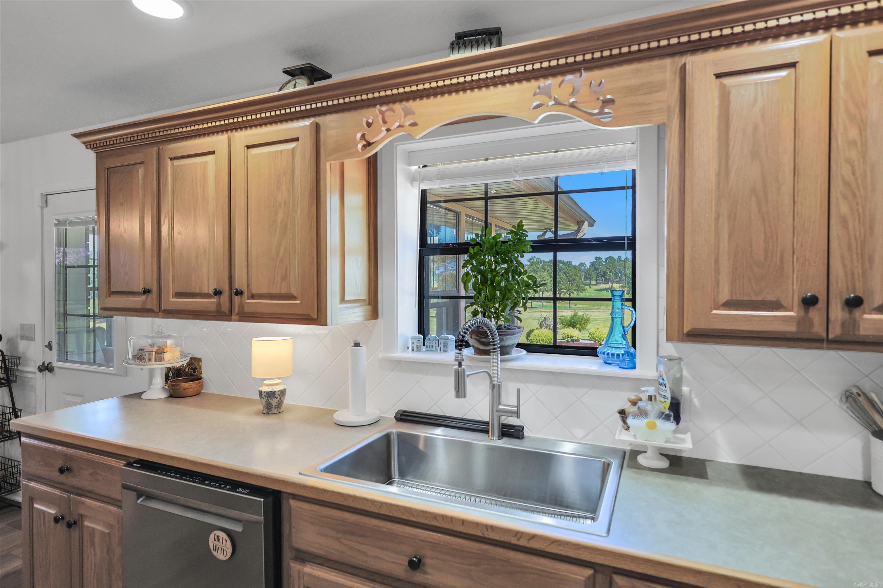 65 Golf Course Road Property Photo 15