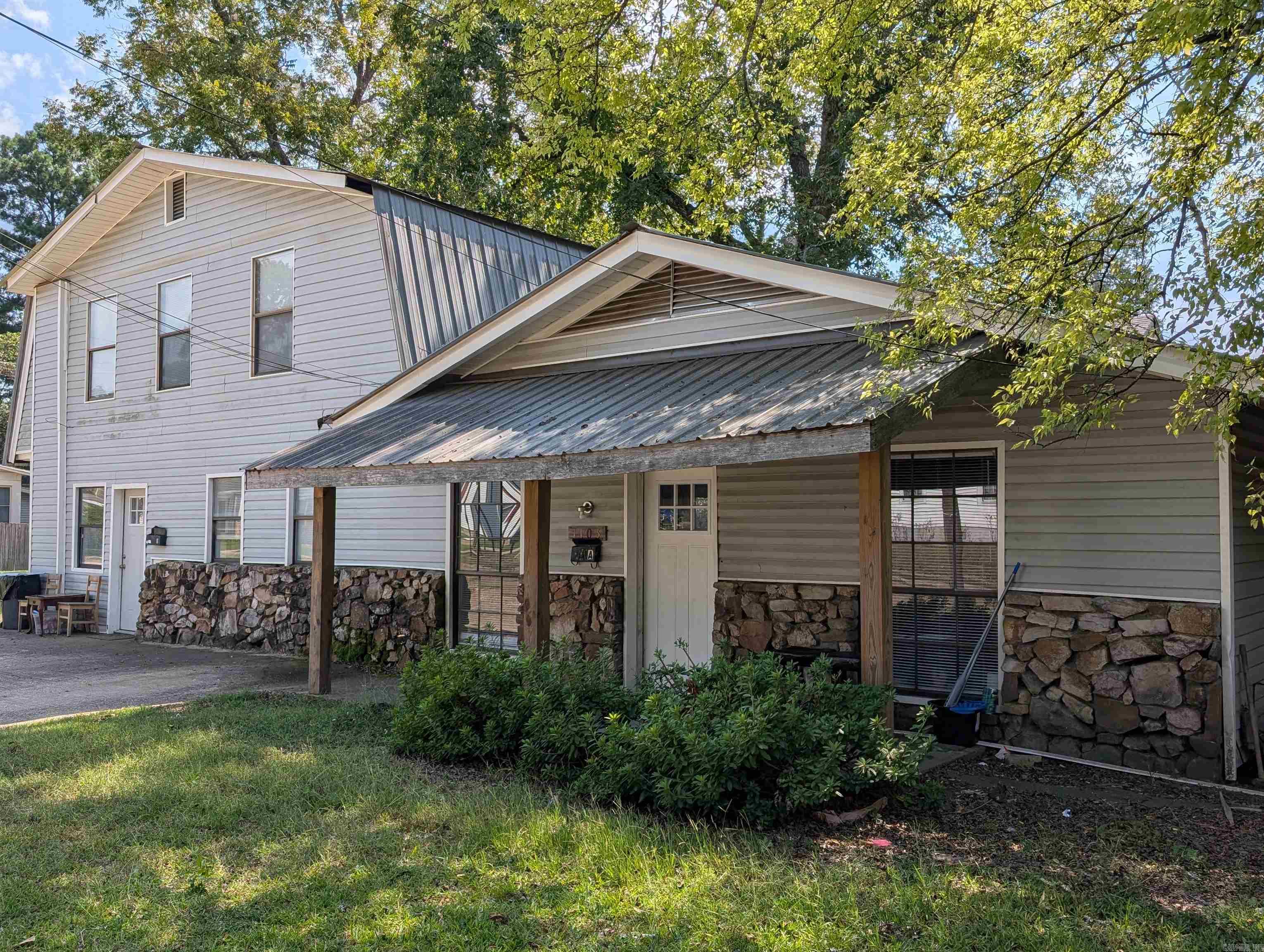 1103 Caddo Street Property Photo 1