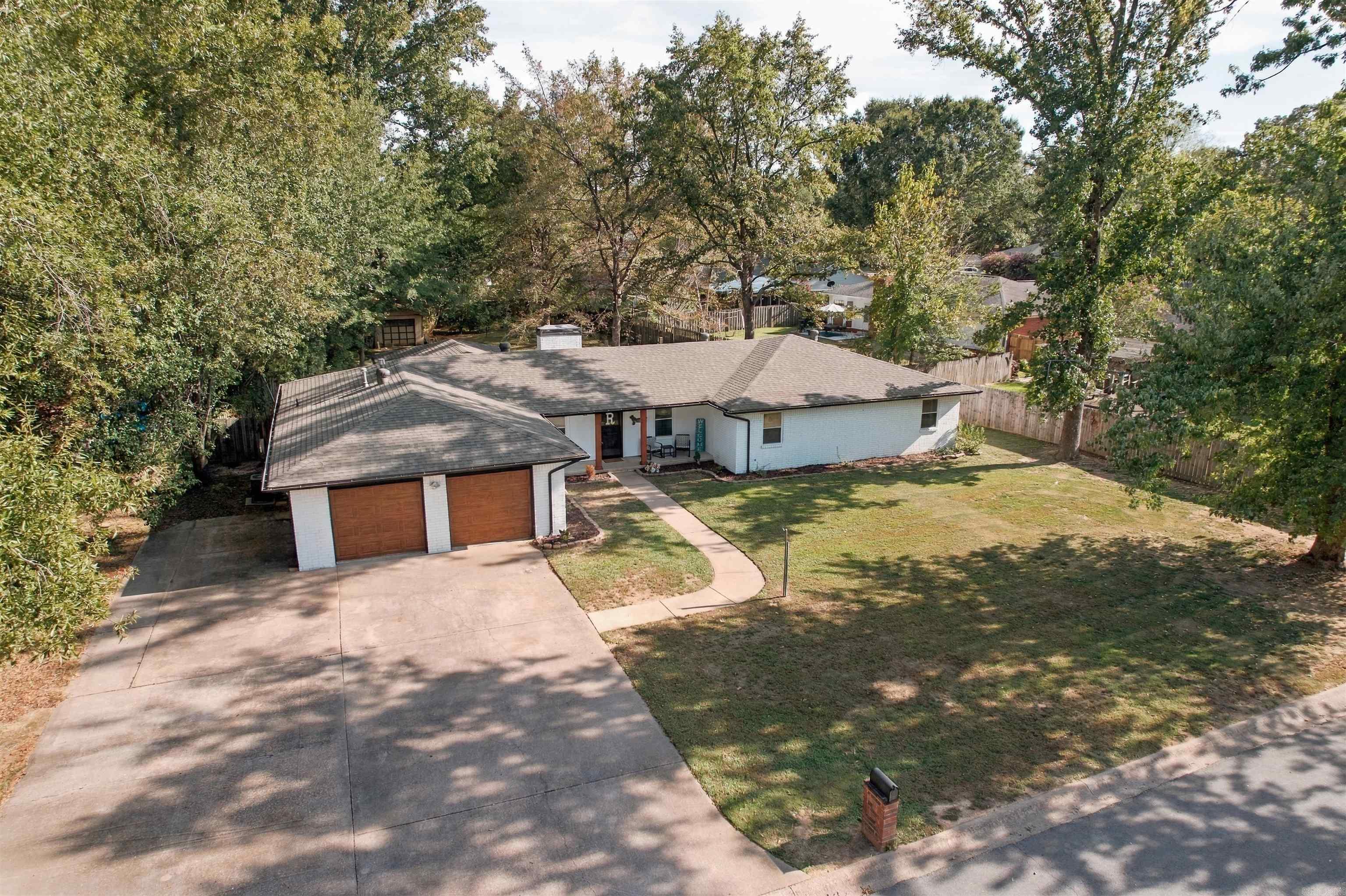 202 Turkey Trot Court Property Photo 2