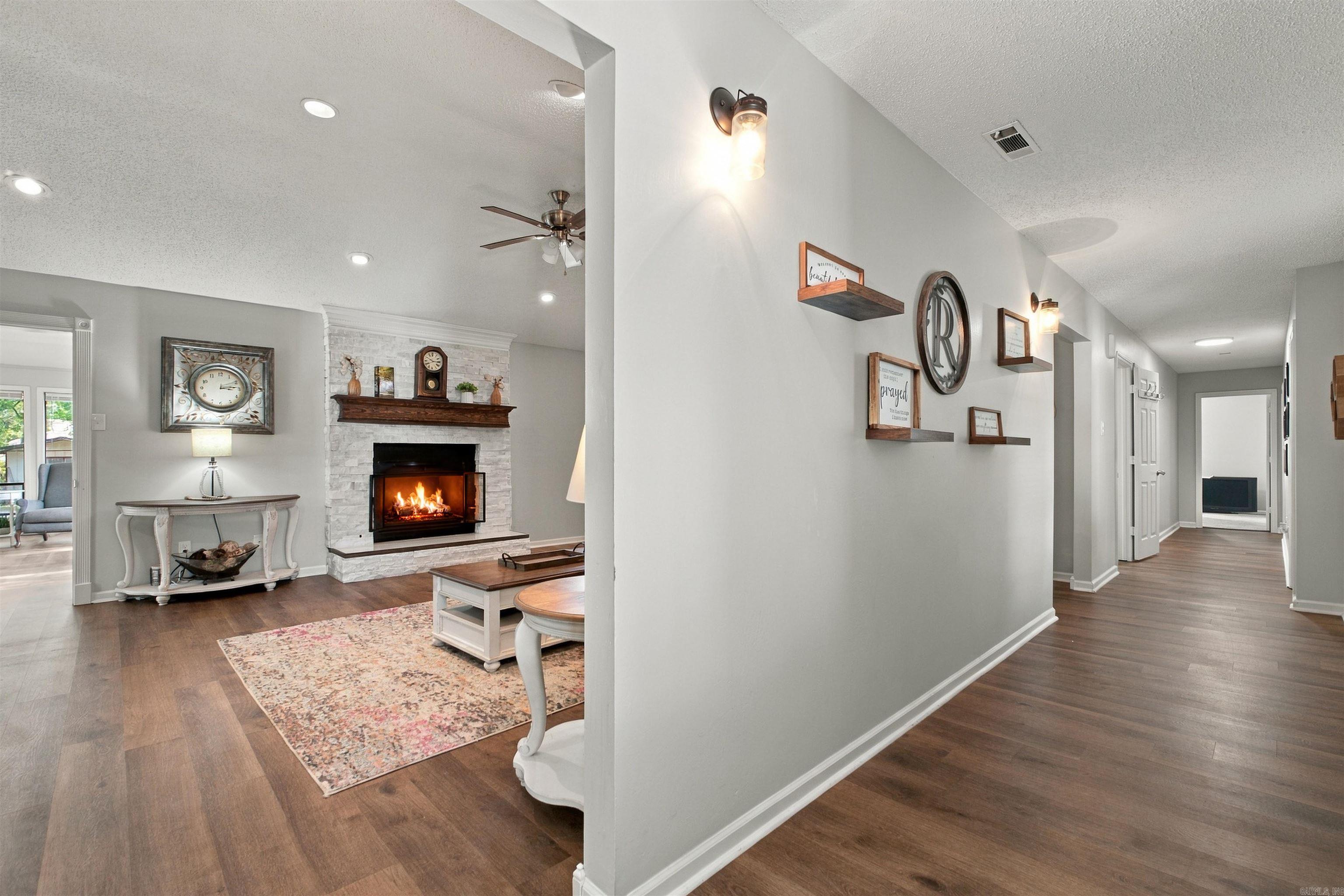 202 Turkey Trot Court Property Photo 5