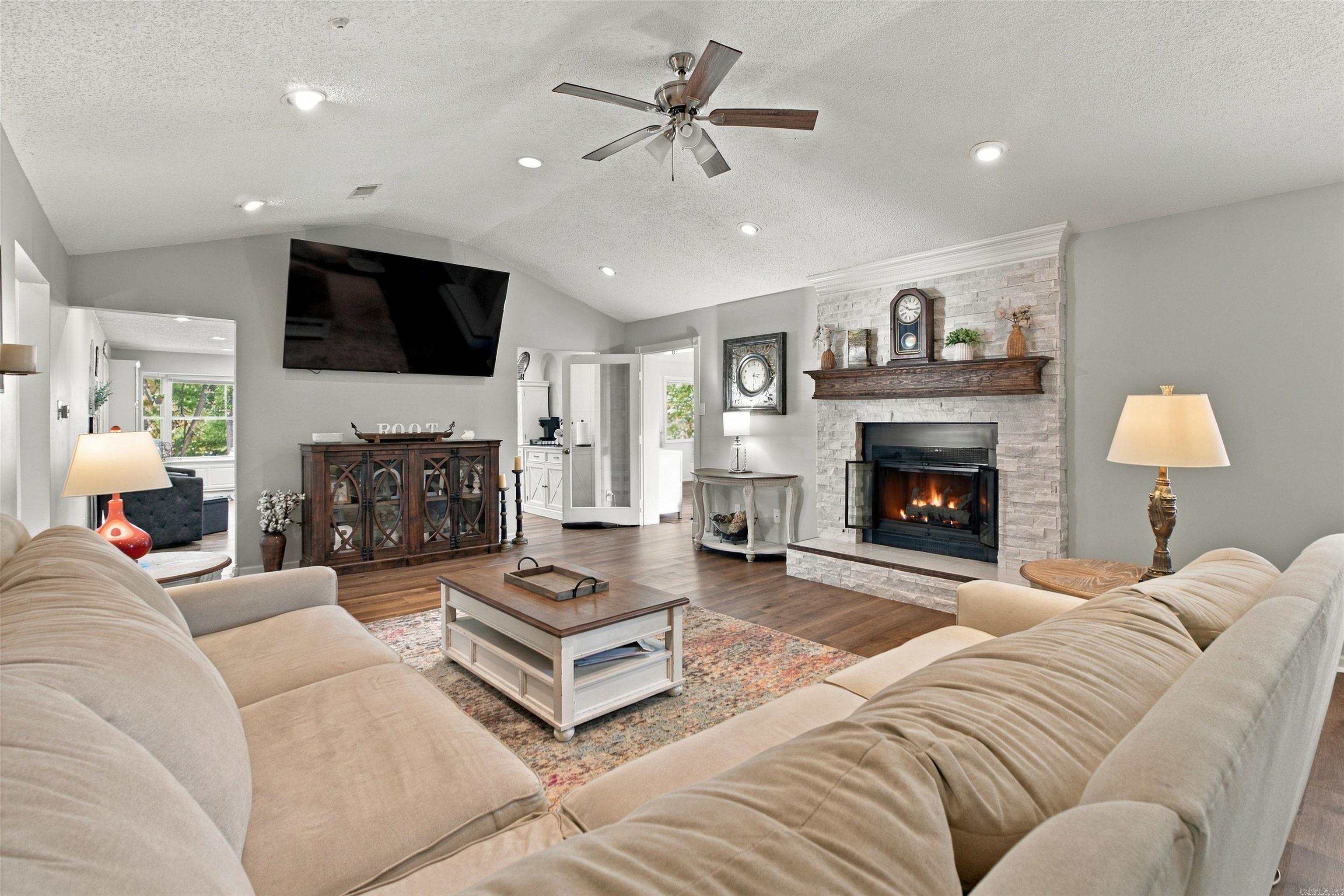202 Turkey Trot Court Property Photo 8