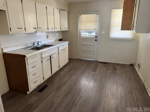 813 Cedar Street Property Photo 2