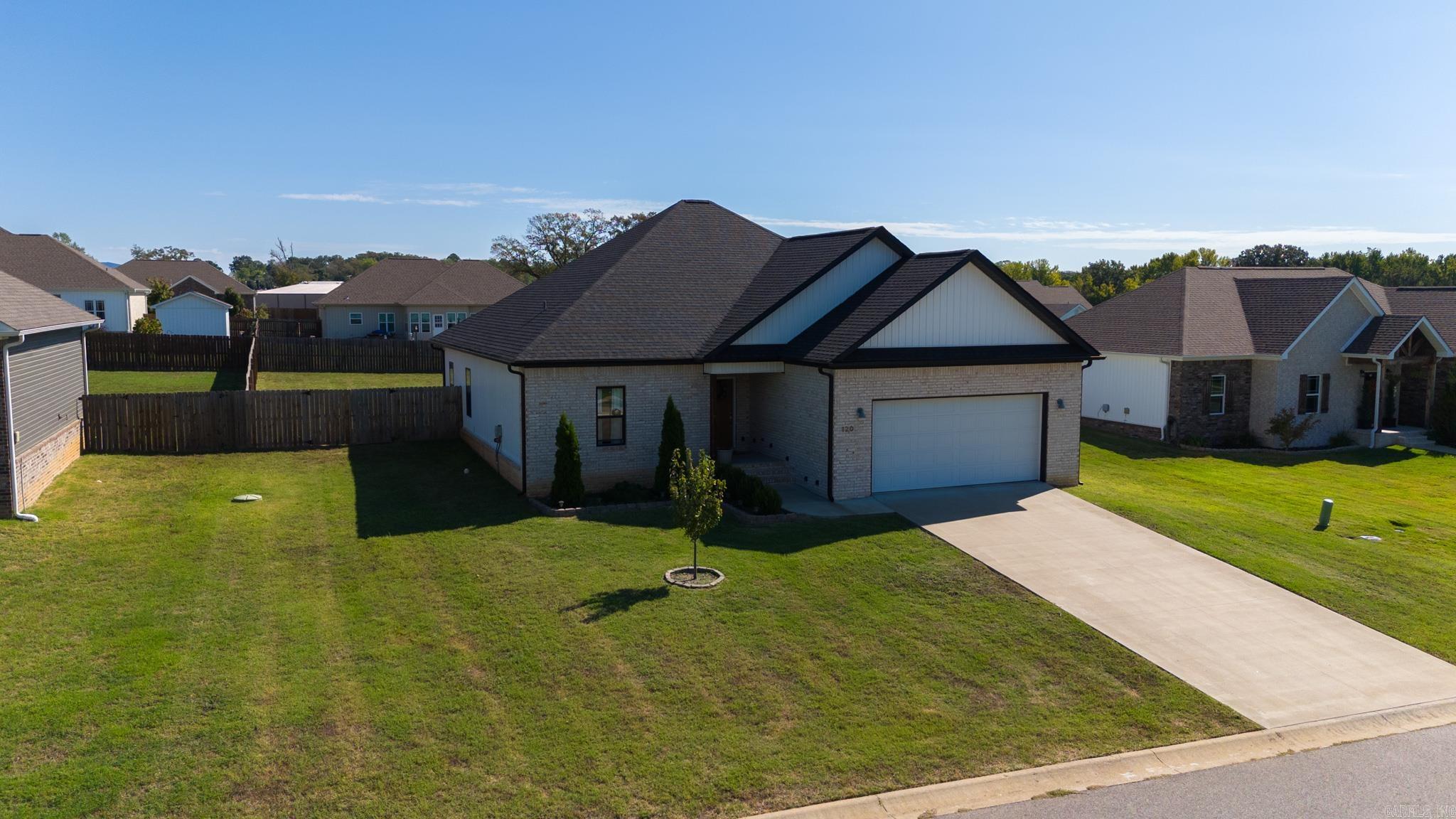 120 Sarah Grace Property Photo 1