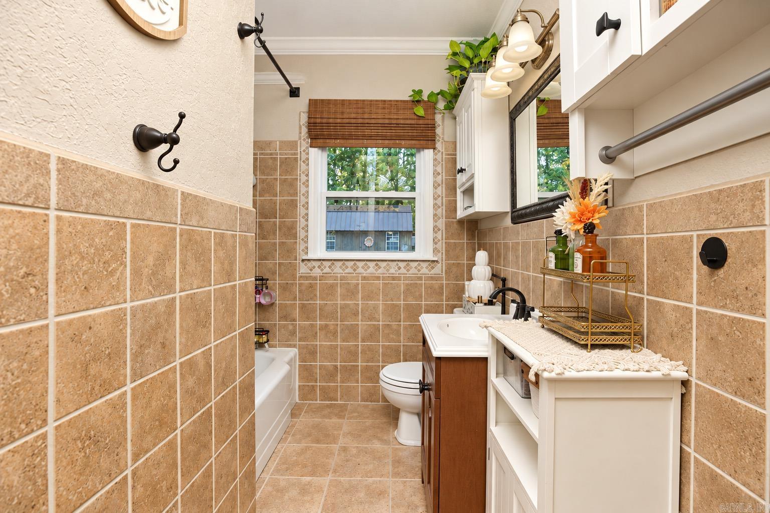 202 Carter Drive Property Photo 11
