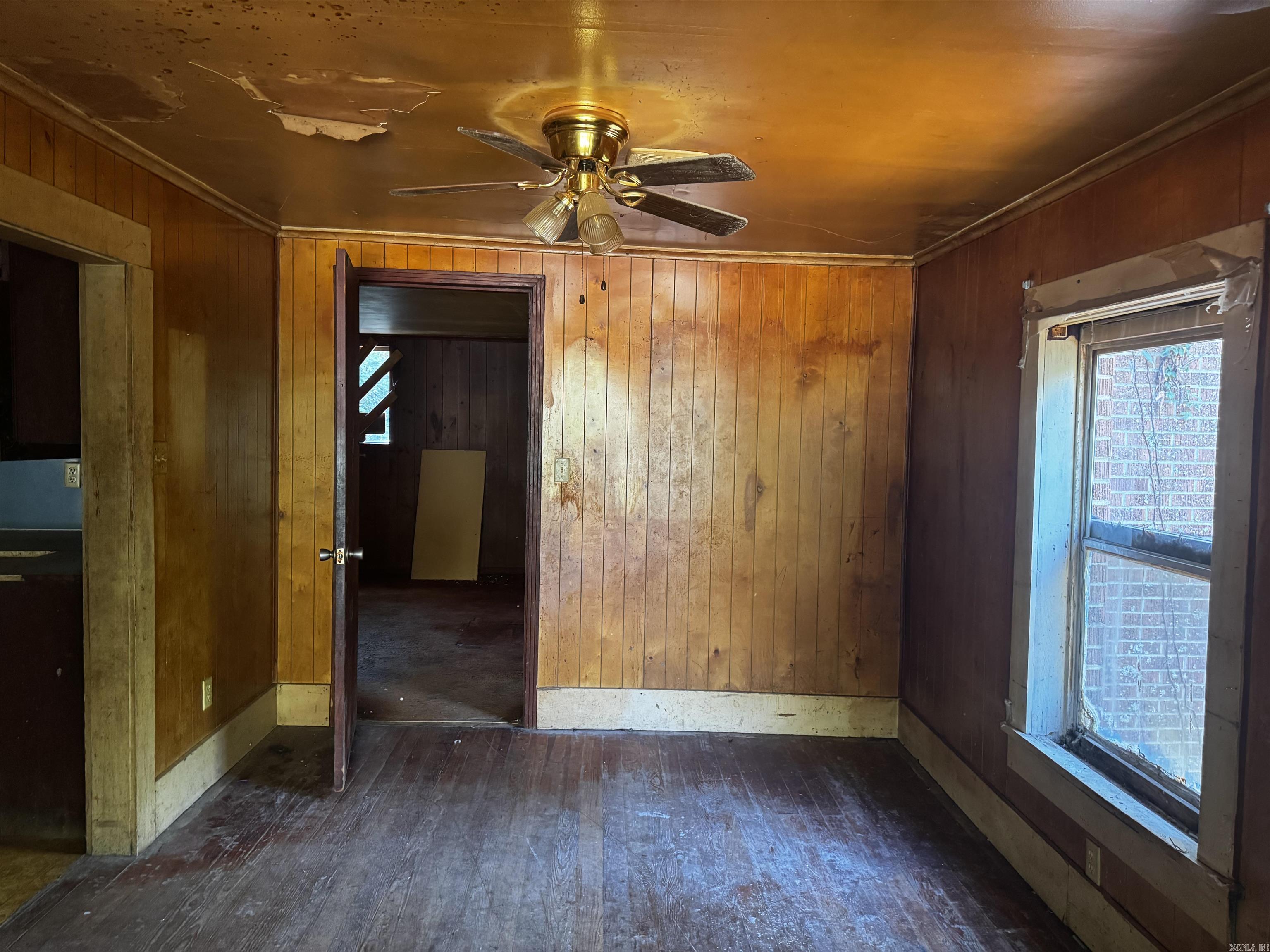 710 E St. Andrews Property Photo 3