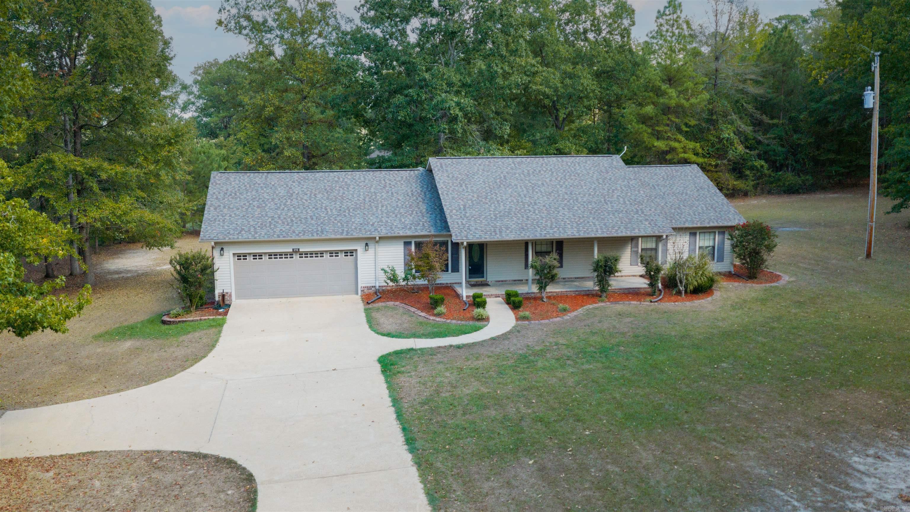 191 Autumn Lane Property Photo 24