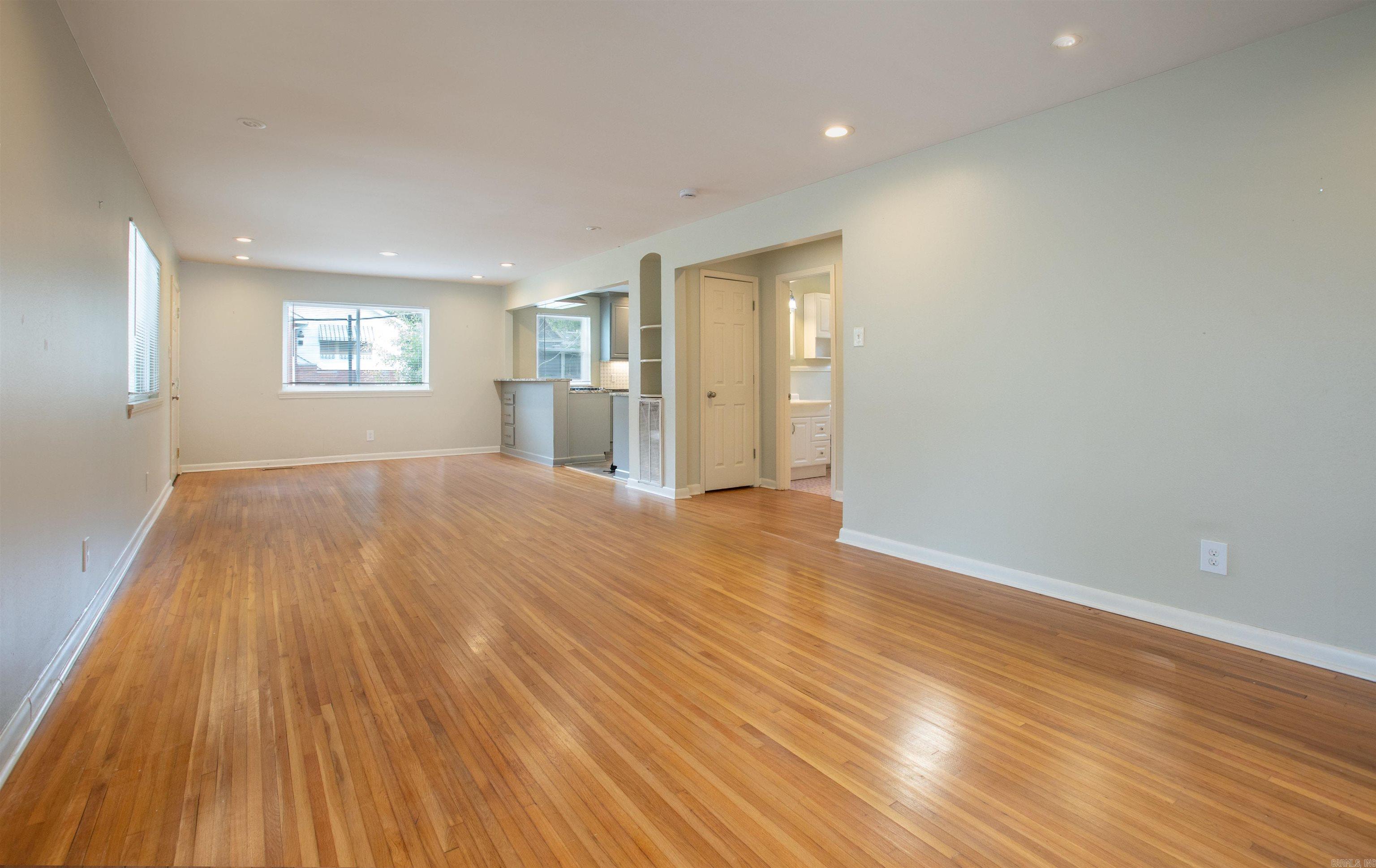 300 Rosetta Street Property Photo 10
