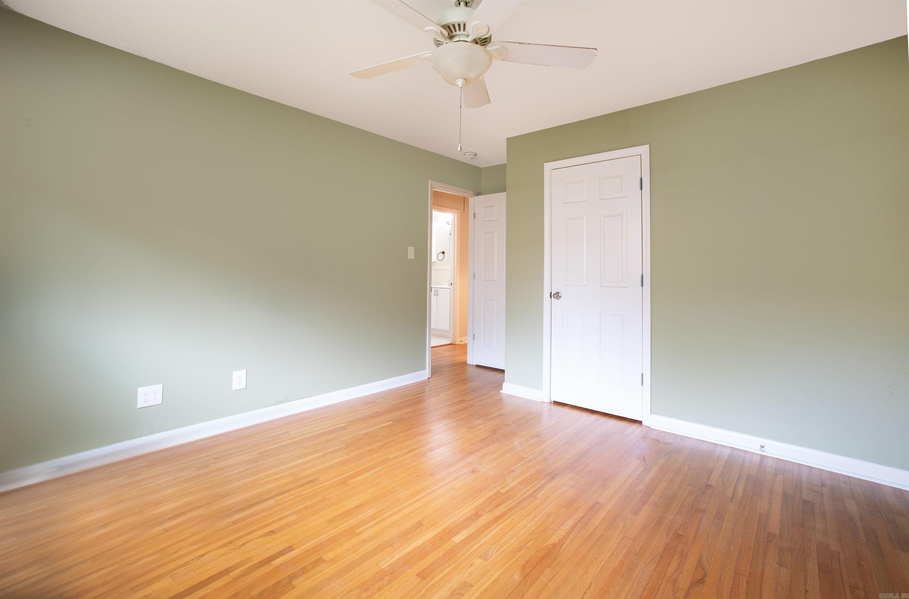 300 Rosetta Street Property Photo 14