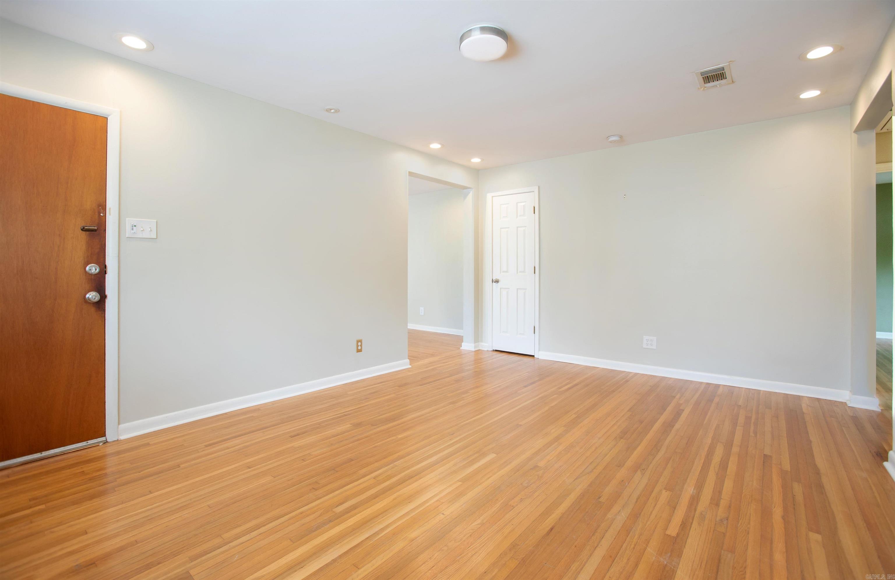300 Rosetta Street Property Photo 19