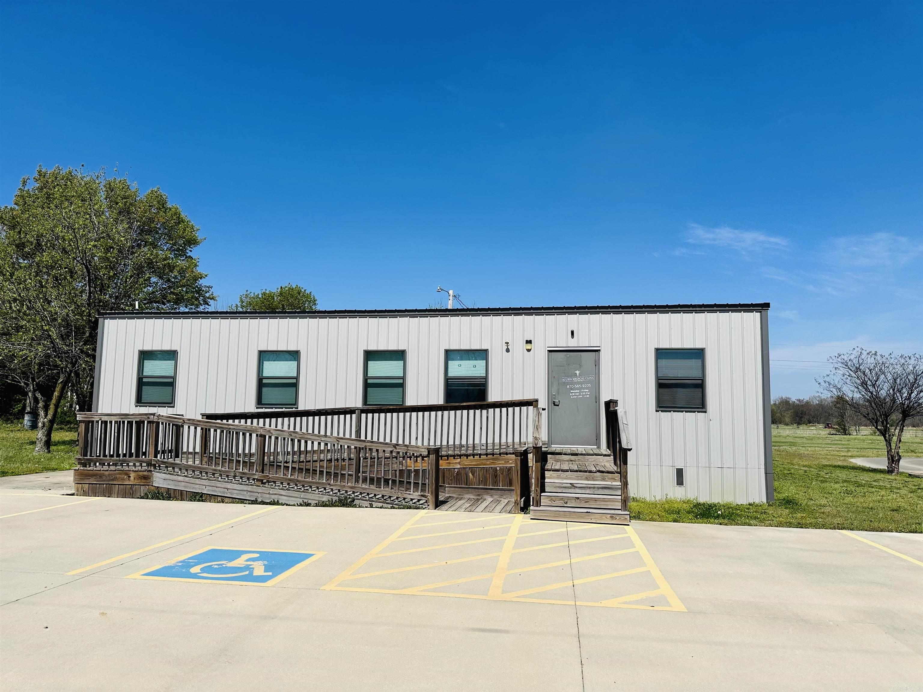 11885 Highway 49 N Highway Property Photo 1