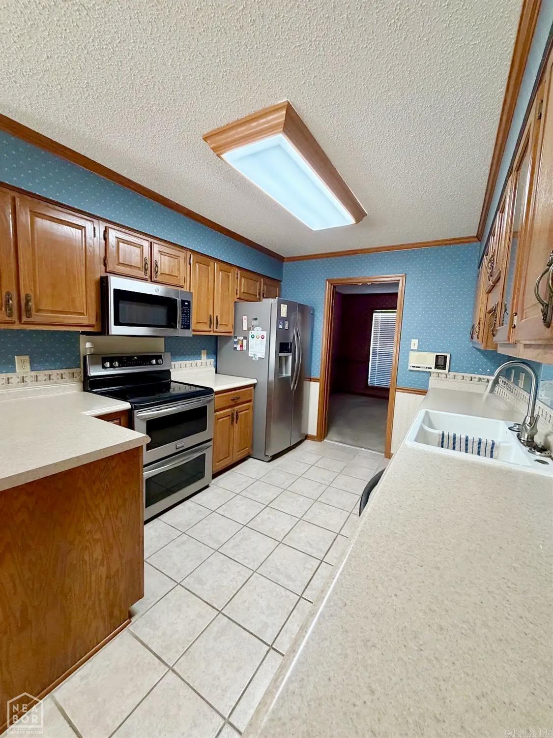1404 Wingate Cove Property Photo 3