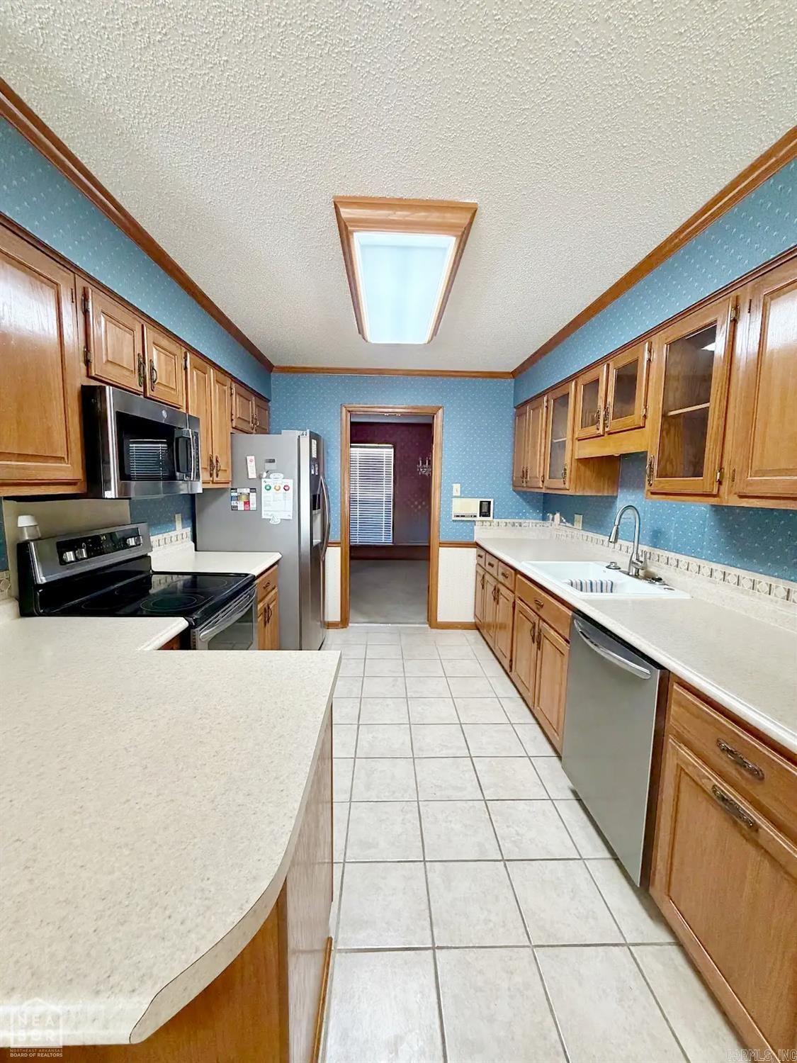 1404 Wingate Cove Property Photo 5