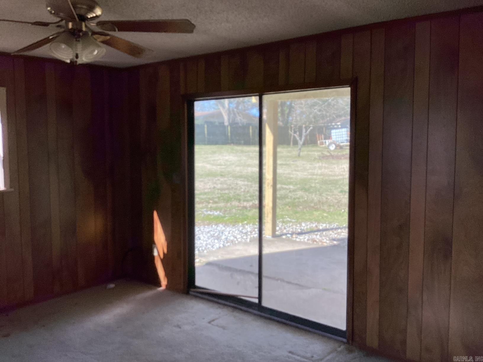 1208 Cale Rd Property Photo 4