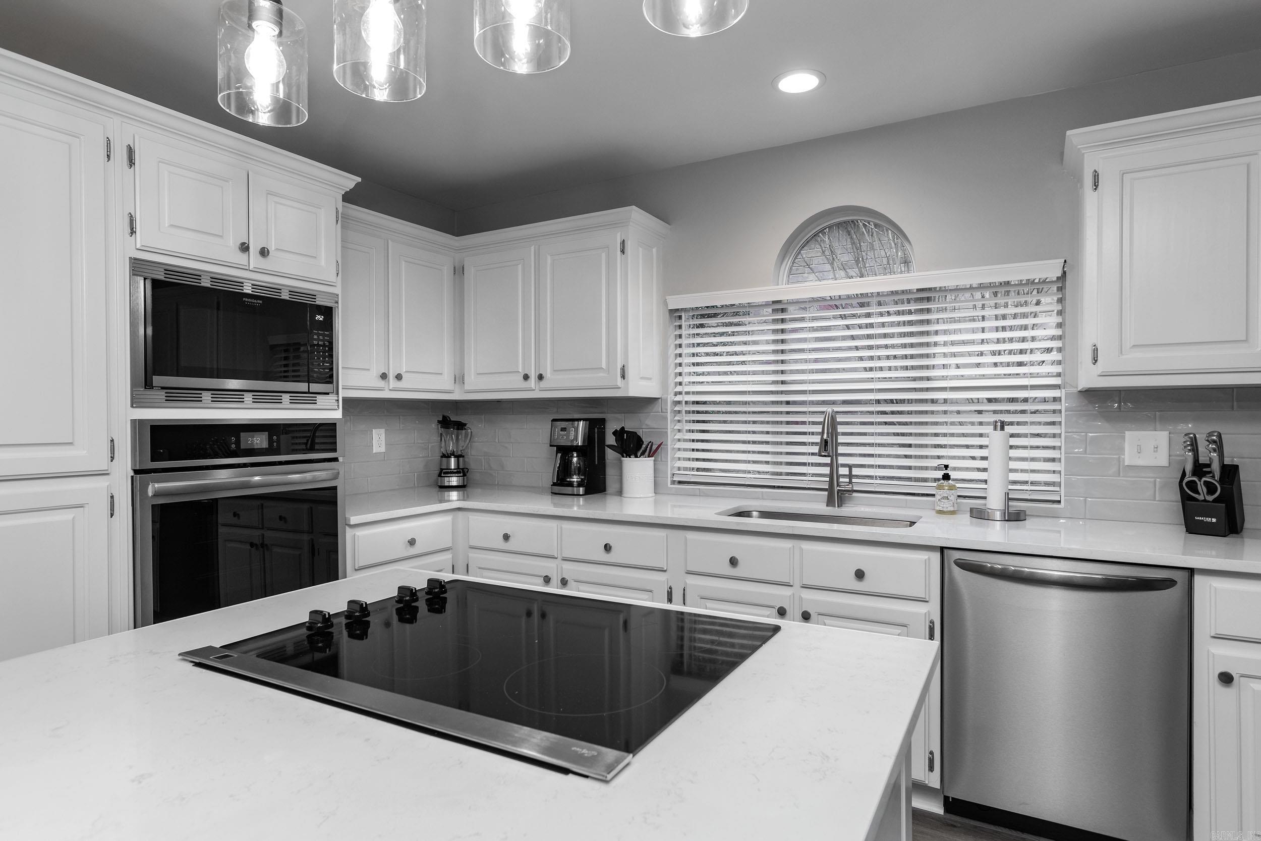 108 Jack Evans Court Property Photo 4