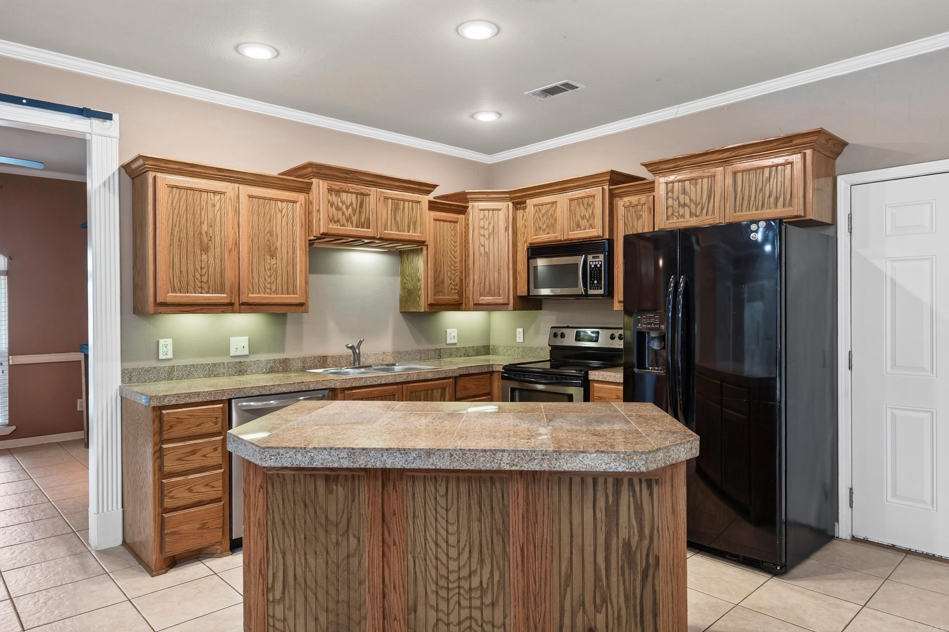 105 Chisholm Trail Property Photo 11