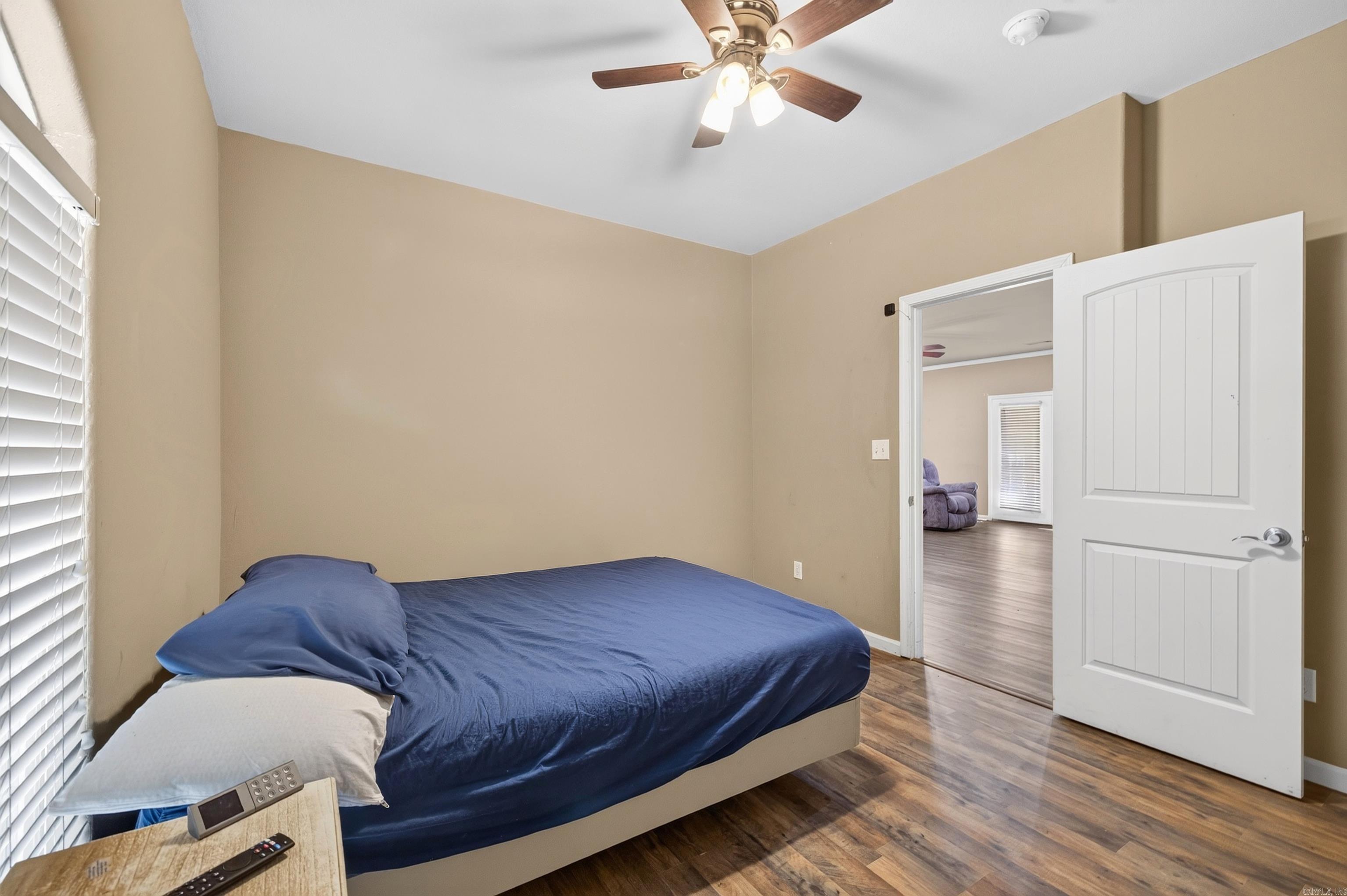 105 Chisholm Trail Property Photo 30