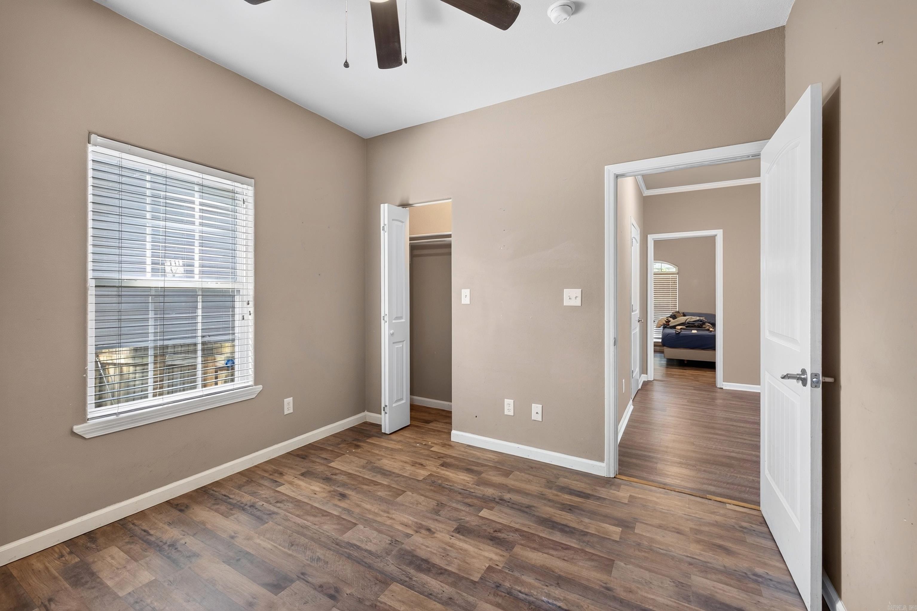 105 Chisholm Trail Property Photo 35