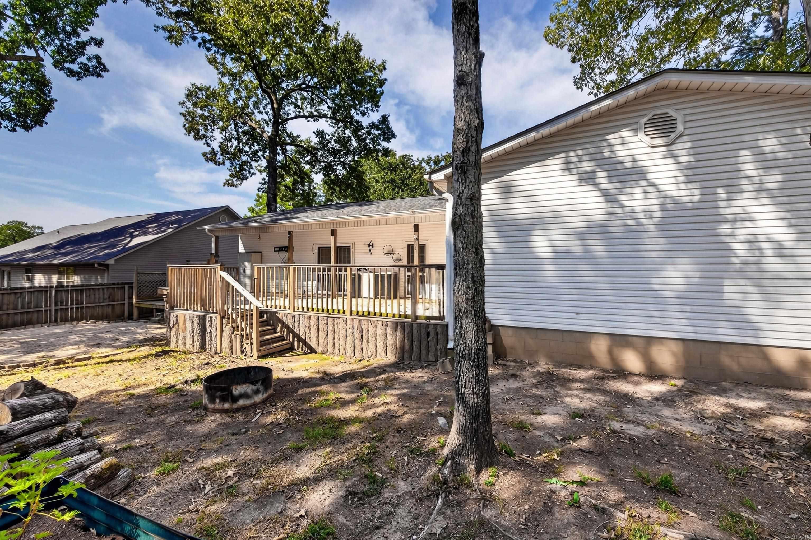 105 Chisholm Trail Property Photo 39