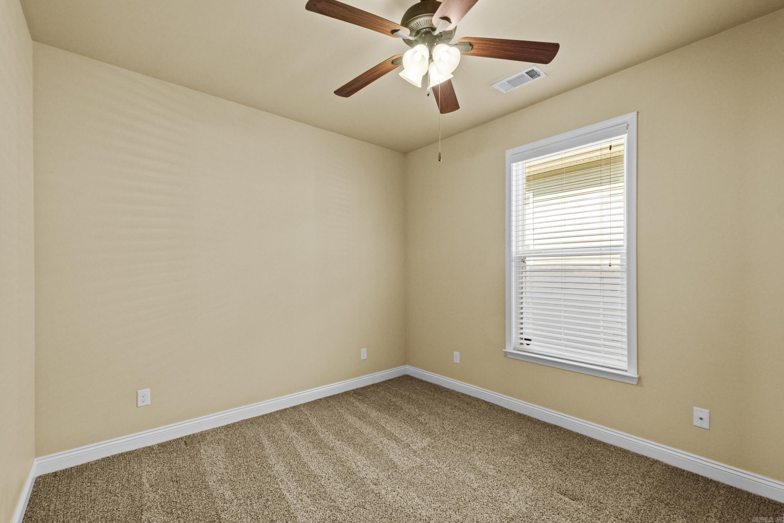 304 Prospect Park Loop Property Photo 25